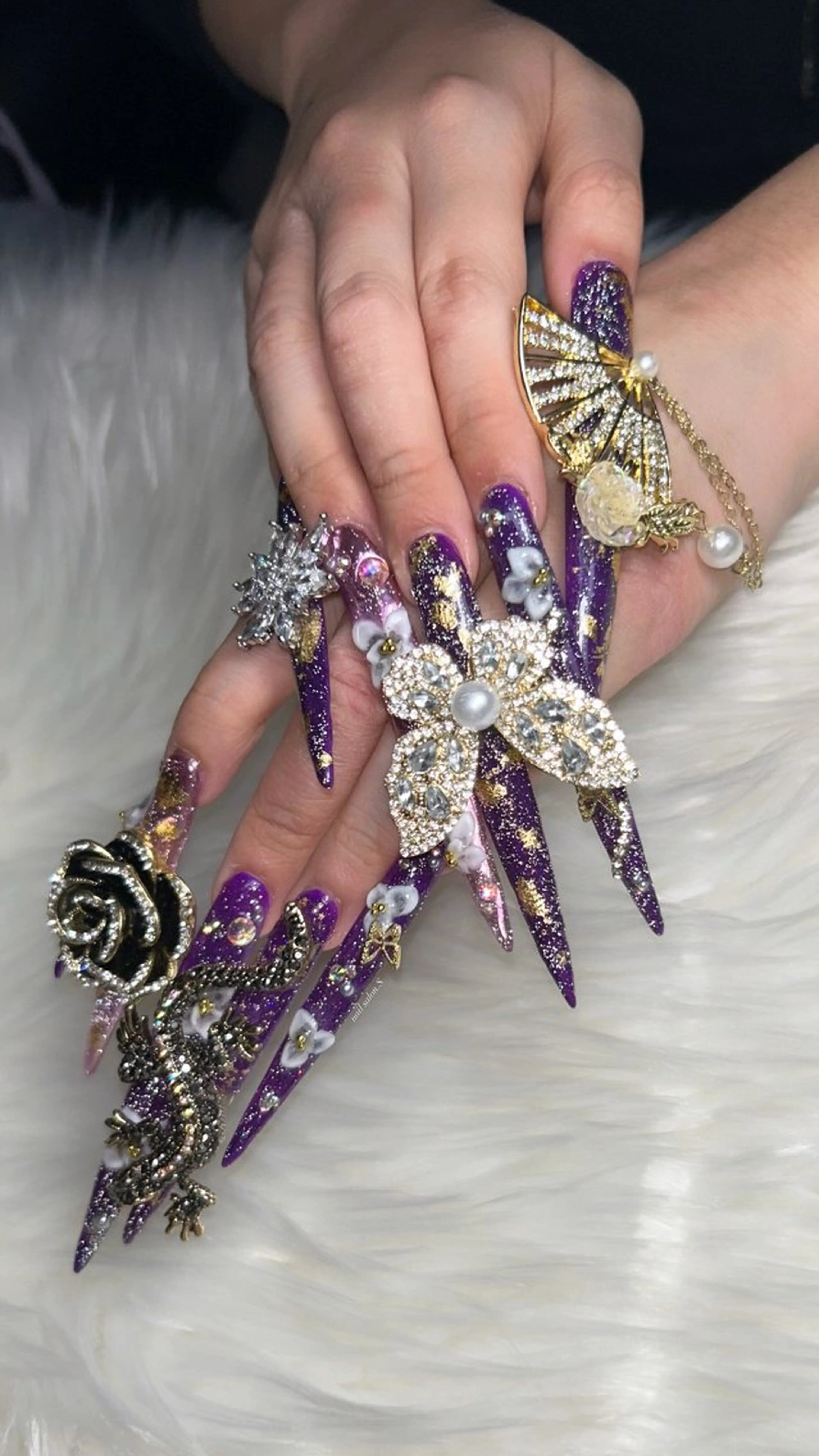 ネイル ロングネイル 関山 志乃のネイルデザイン