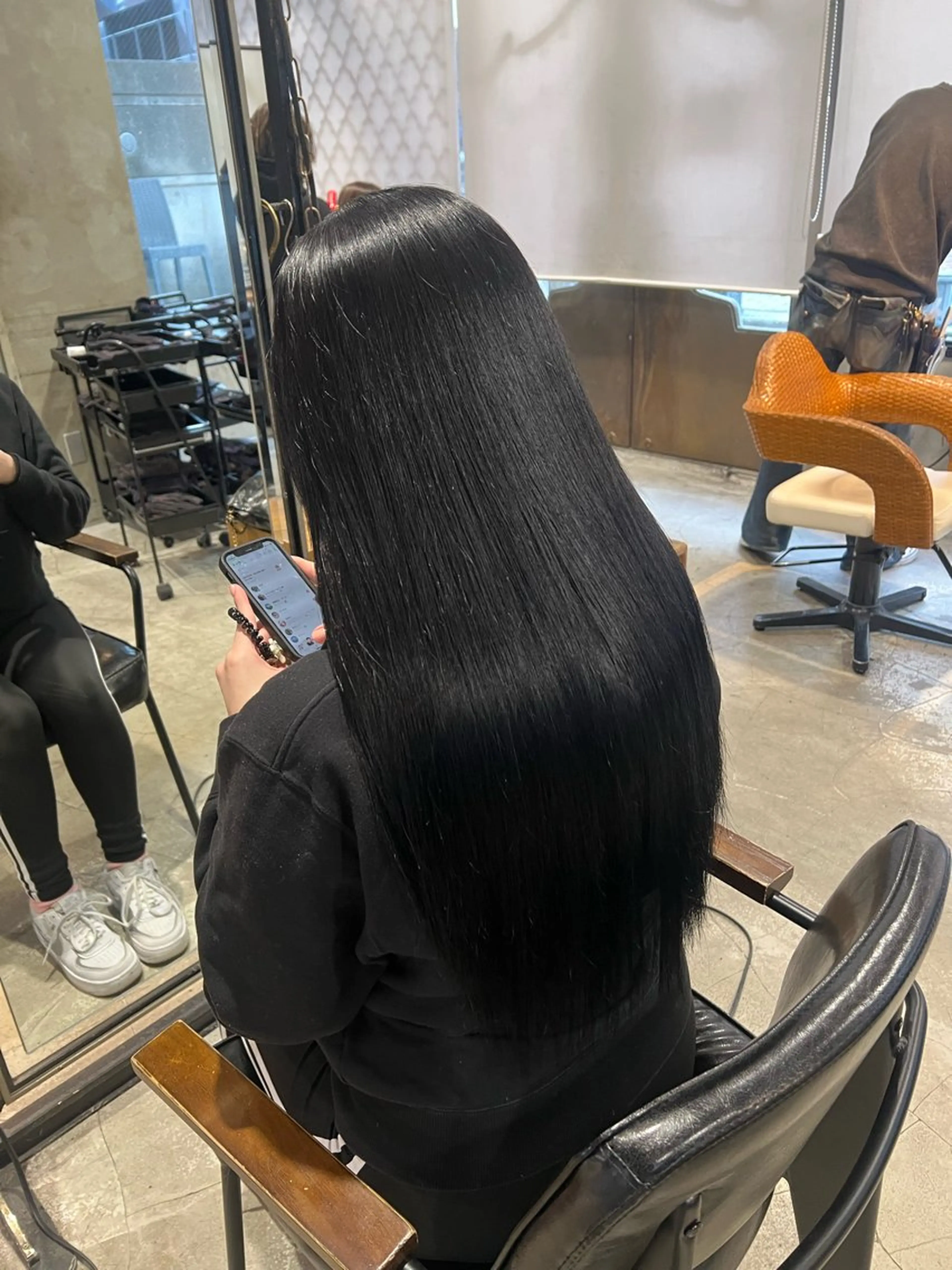 ロング カラー パーマ カット ヘアカラー 縮毛矯正 トリートメント 赤みゼロ/透明感 カラー🌿KANTAのヘアスタイル