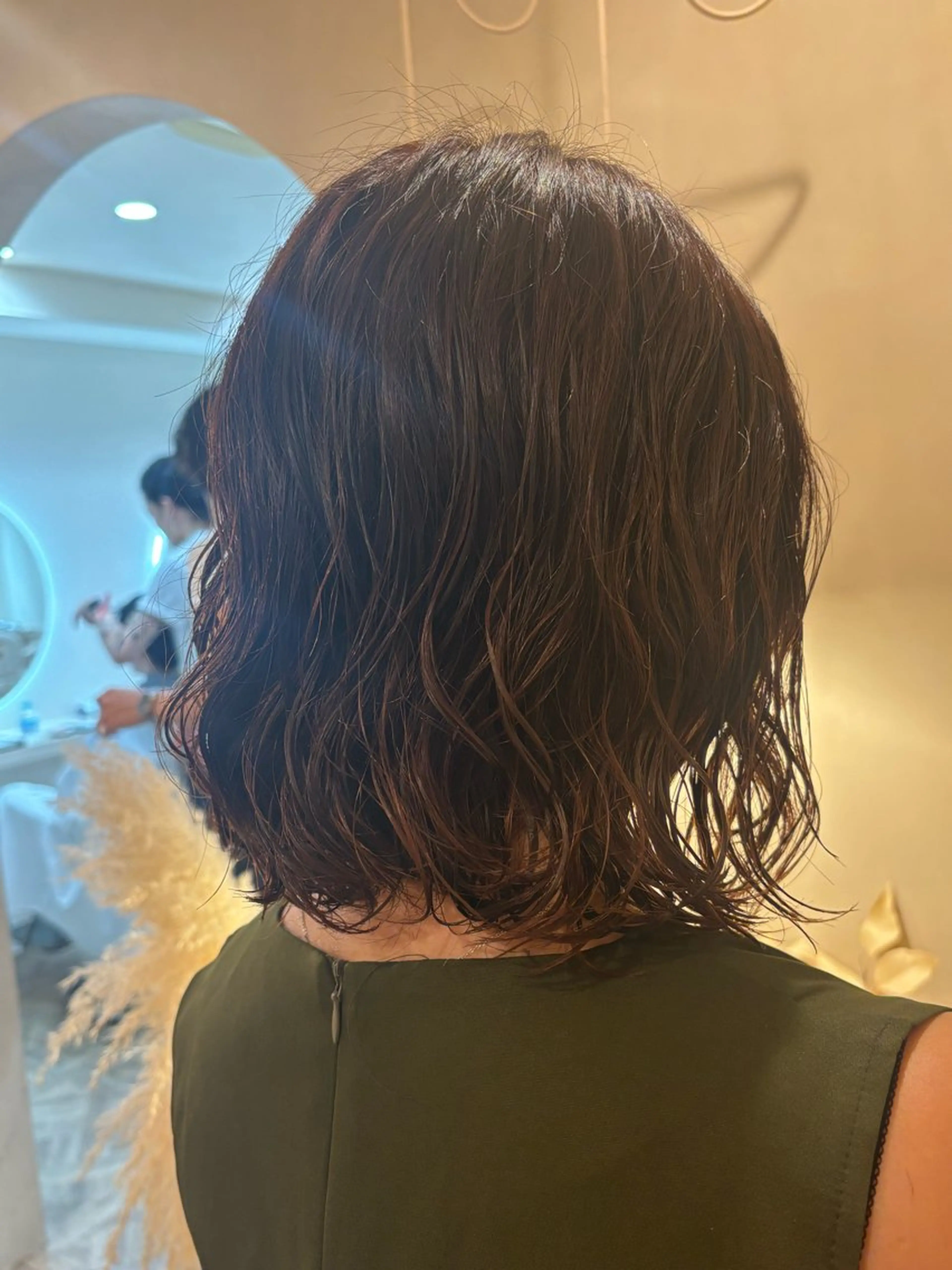 ミディアム パーマ ミディアムパーマ ボブ カット パーマ シンバヒナノ/パーマ レイヤーカット/ボブのヘアスタイル