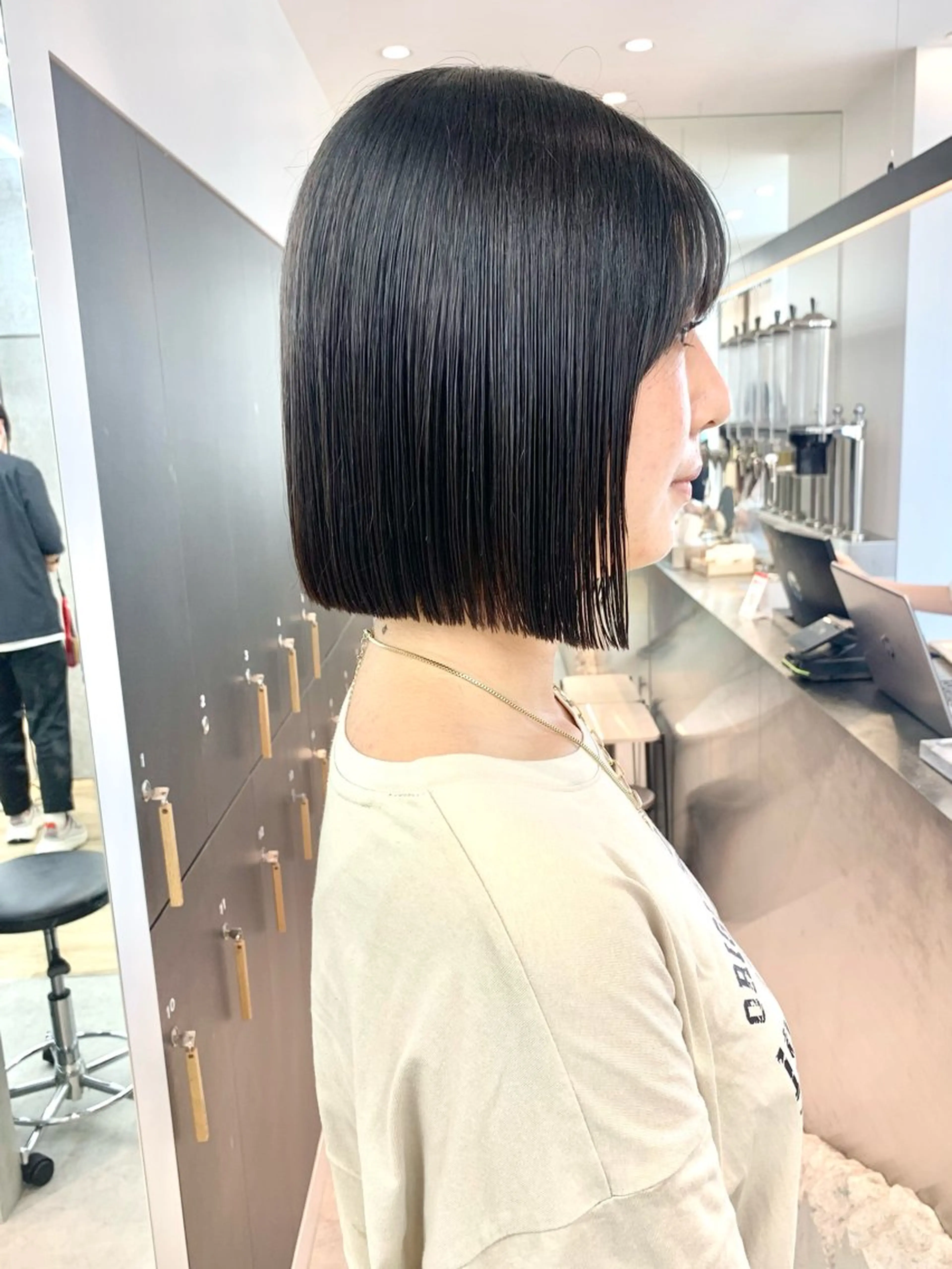 ミディアム カット ヘアカラー トリートメント 縮毛矯正/韓国ヘア /ブリーチ/ヒロのヘアスタイル