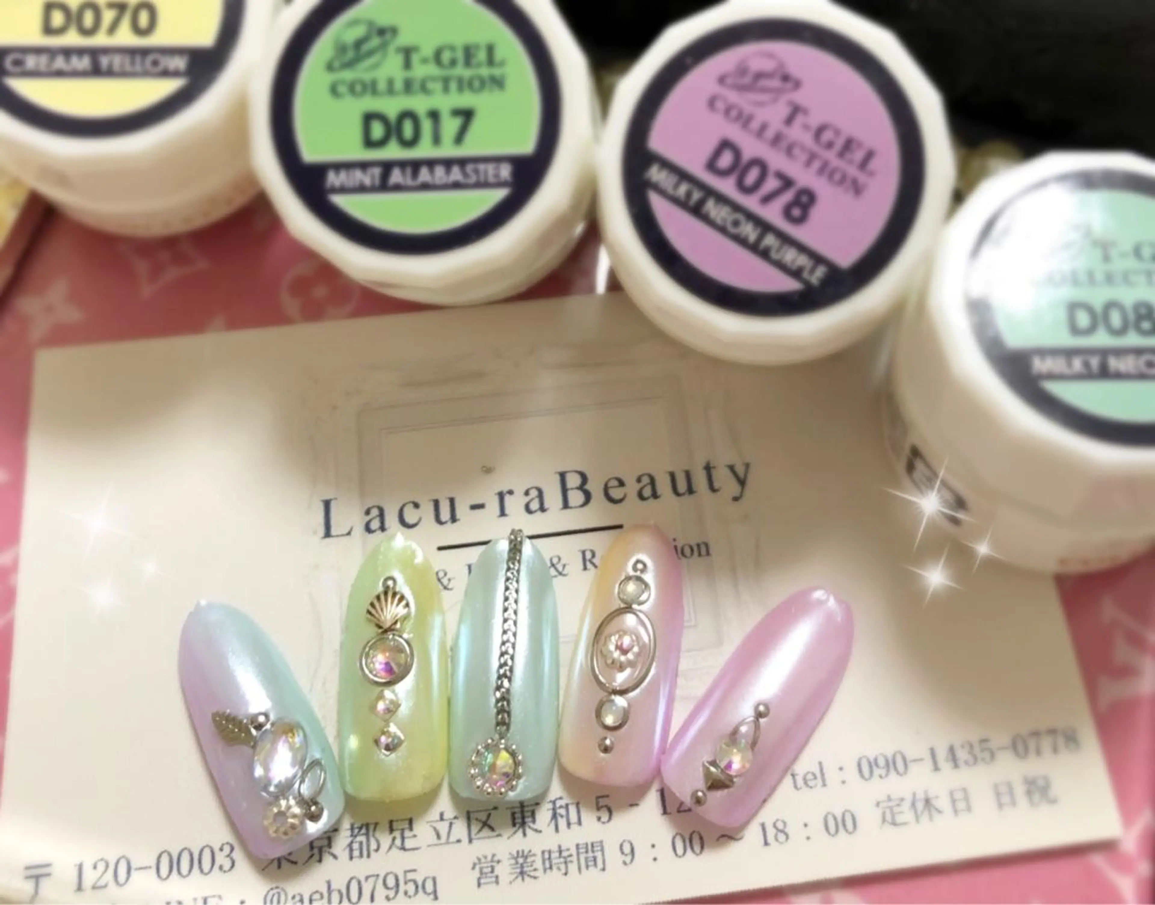 ネイル 小顔と腸の専門店 ラクーラビューティのエステ・リラクイメージ