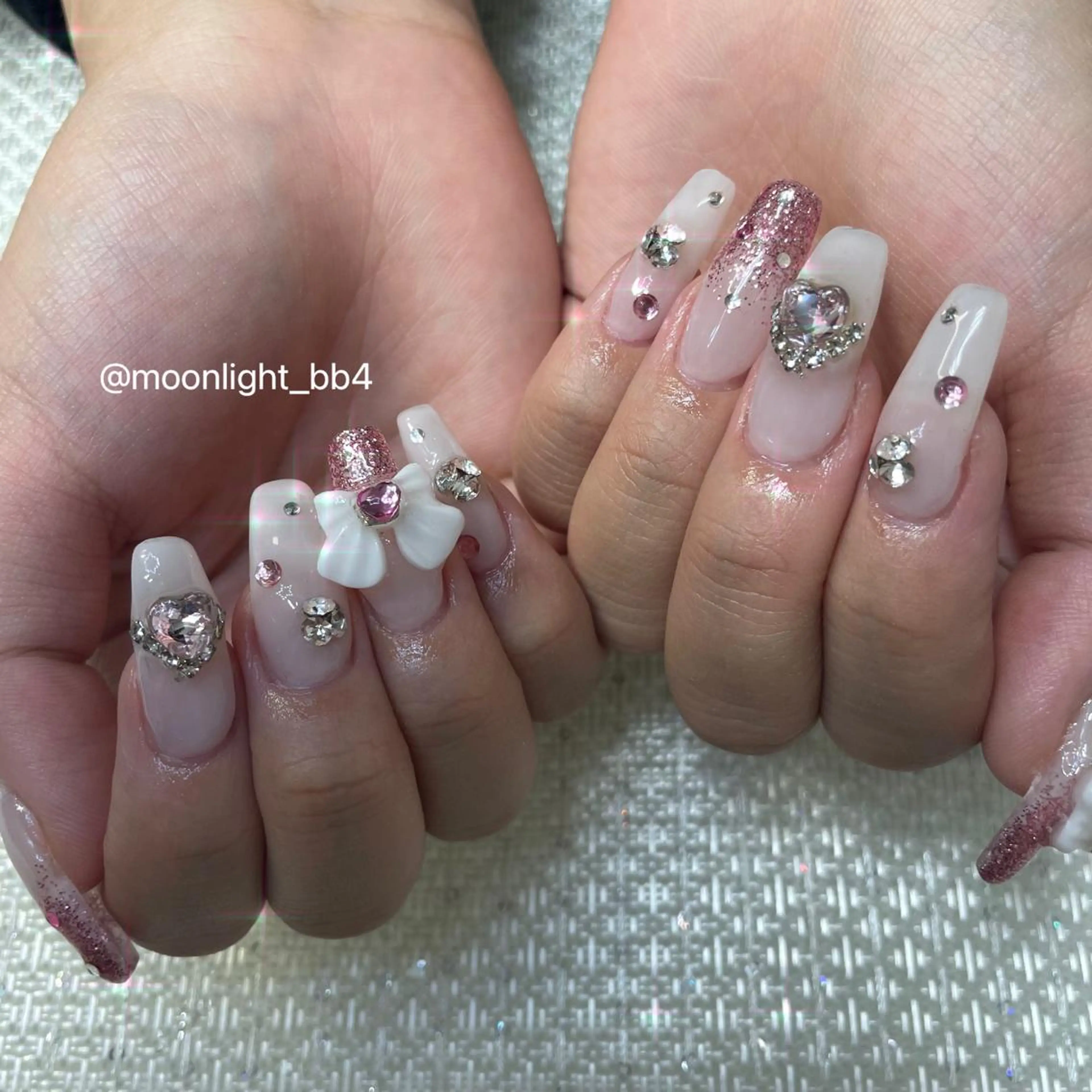 ネイル MoonLight MIHOのネイルデザイン