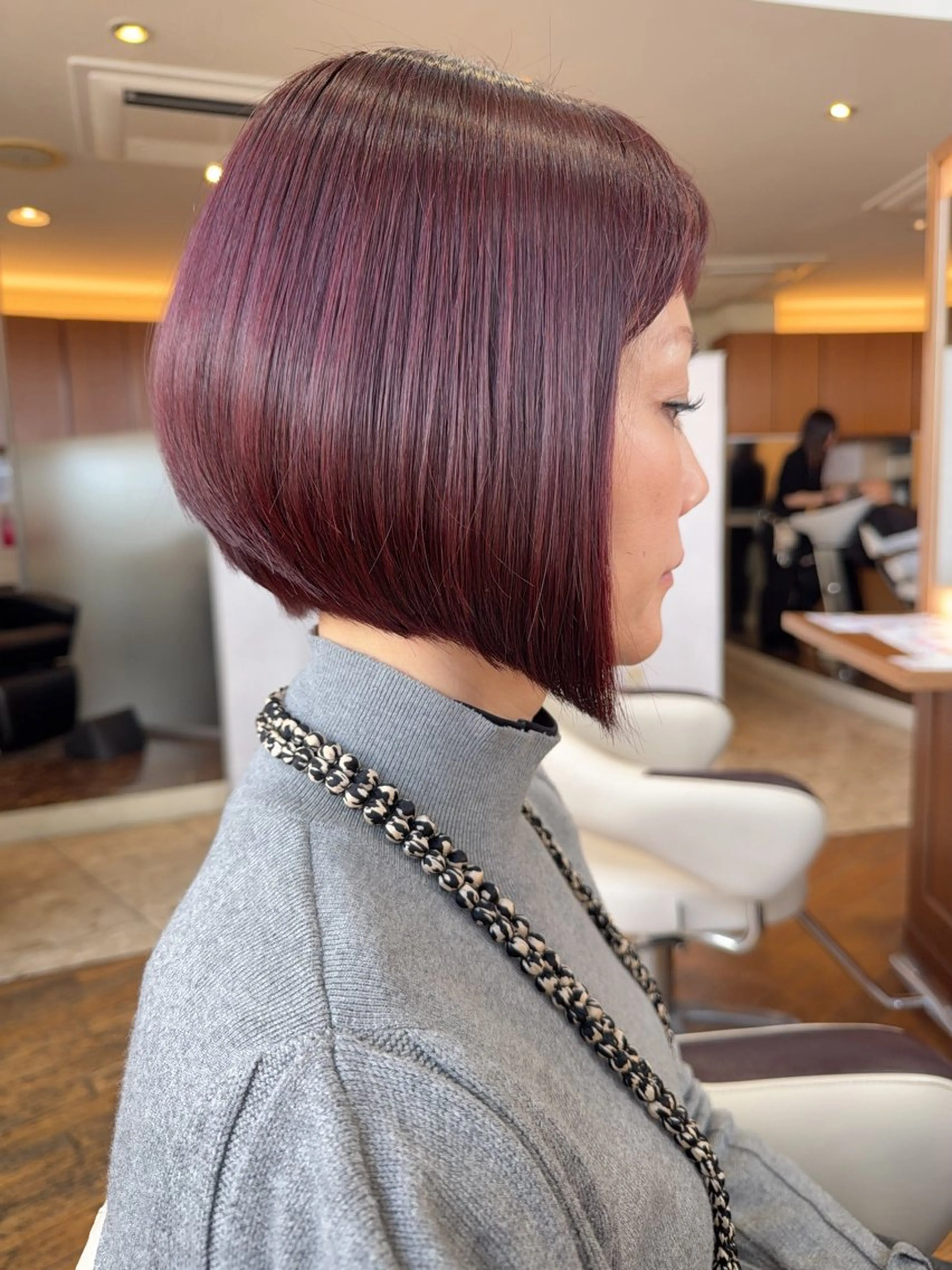 ミディアム カラー 小平 琳のヘアスタイル