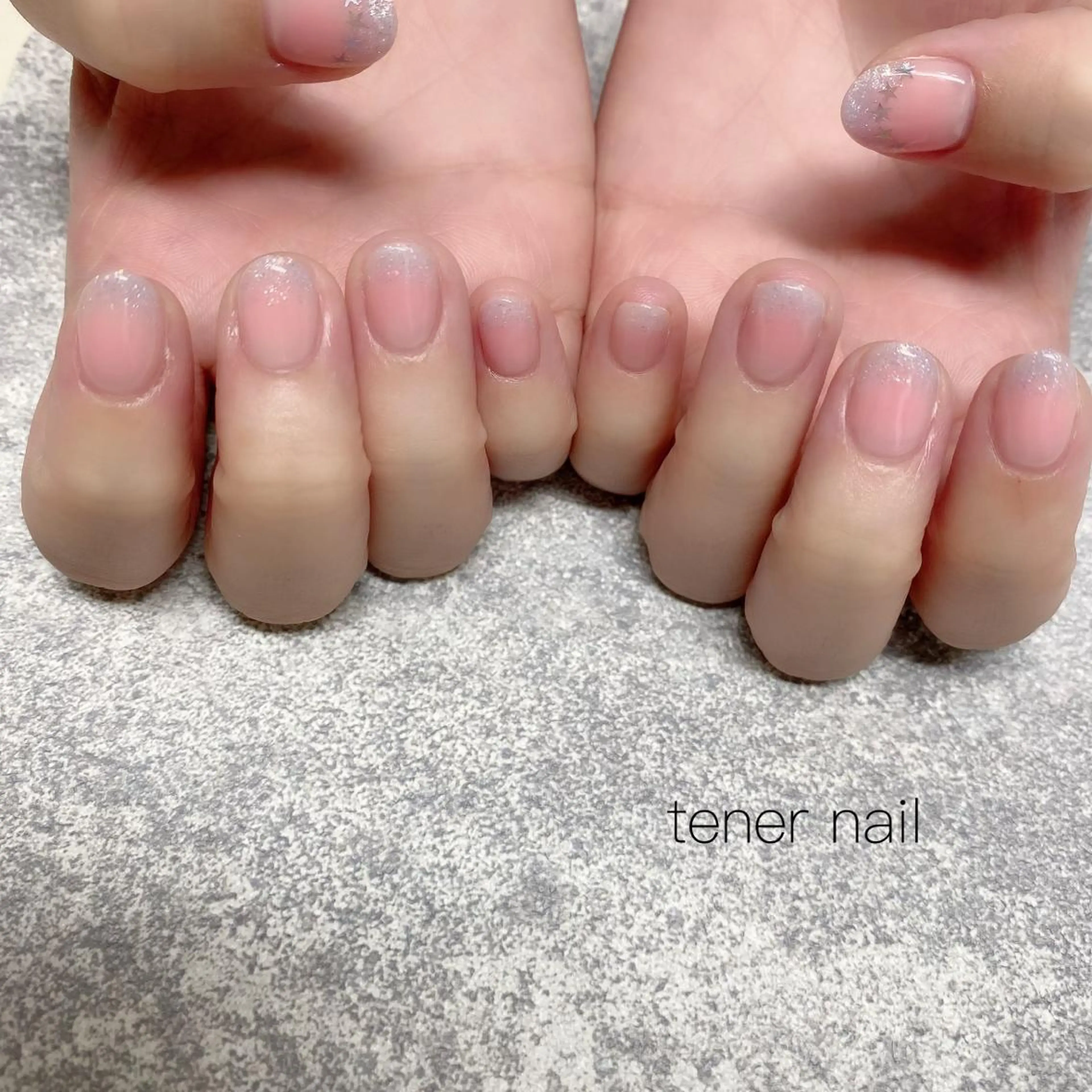 ネイル チークネイル グラデーション tener  nail  テネルネイル所属・テネルネイル tener nailのネイルデザイン
