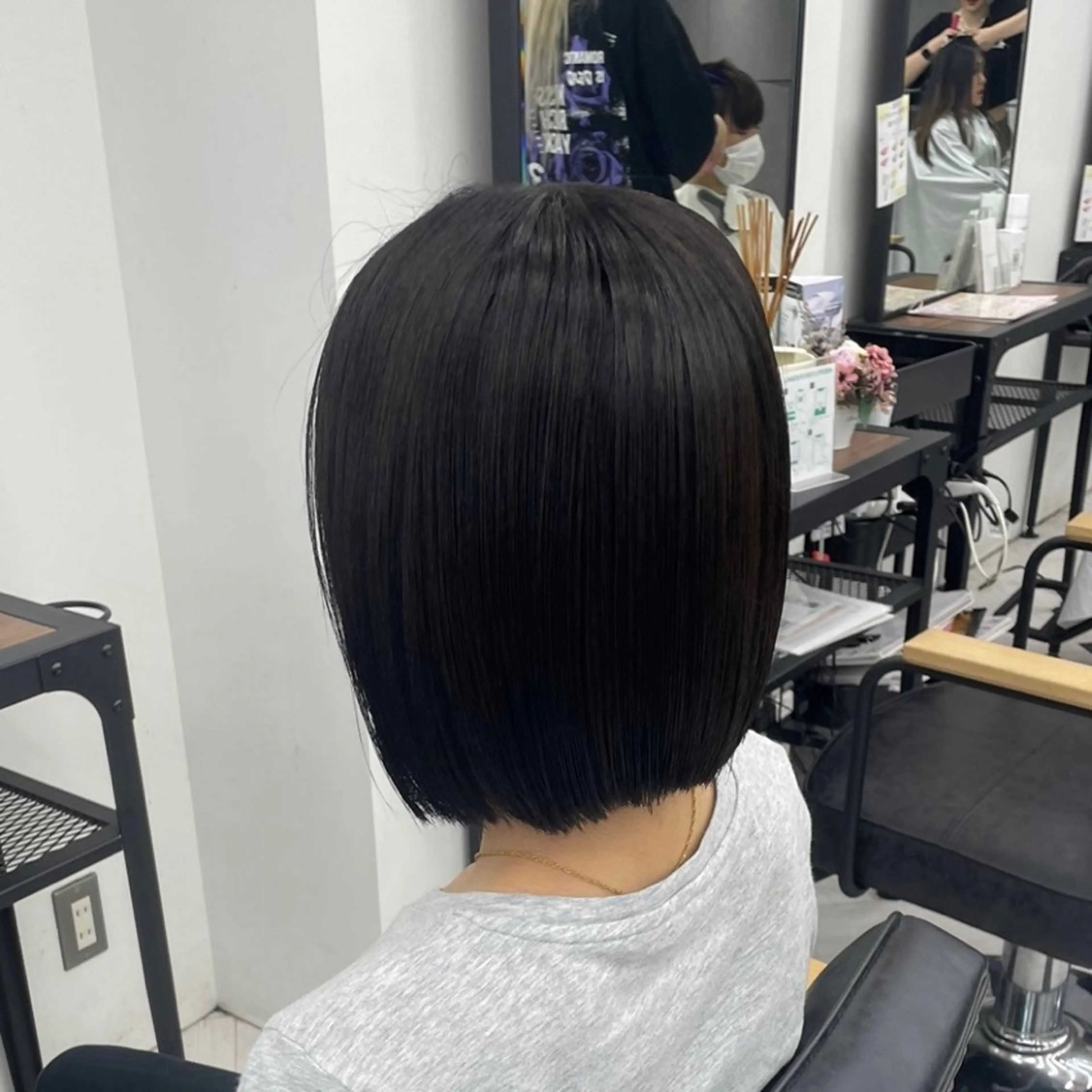 セミロング カラー パーマ ヘアアレンジ メンズ トリートメント mona/ ストレートスタイル✨のヘアスタイル