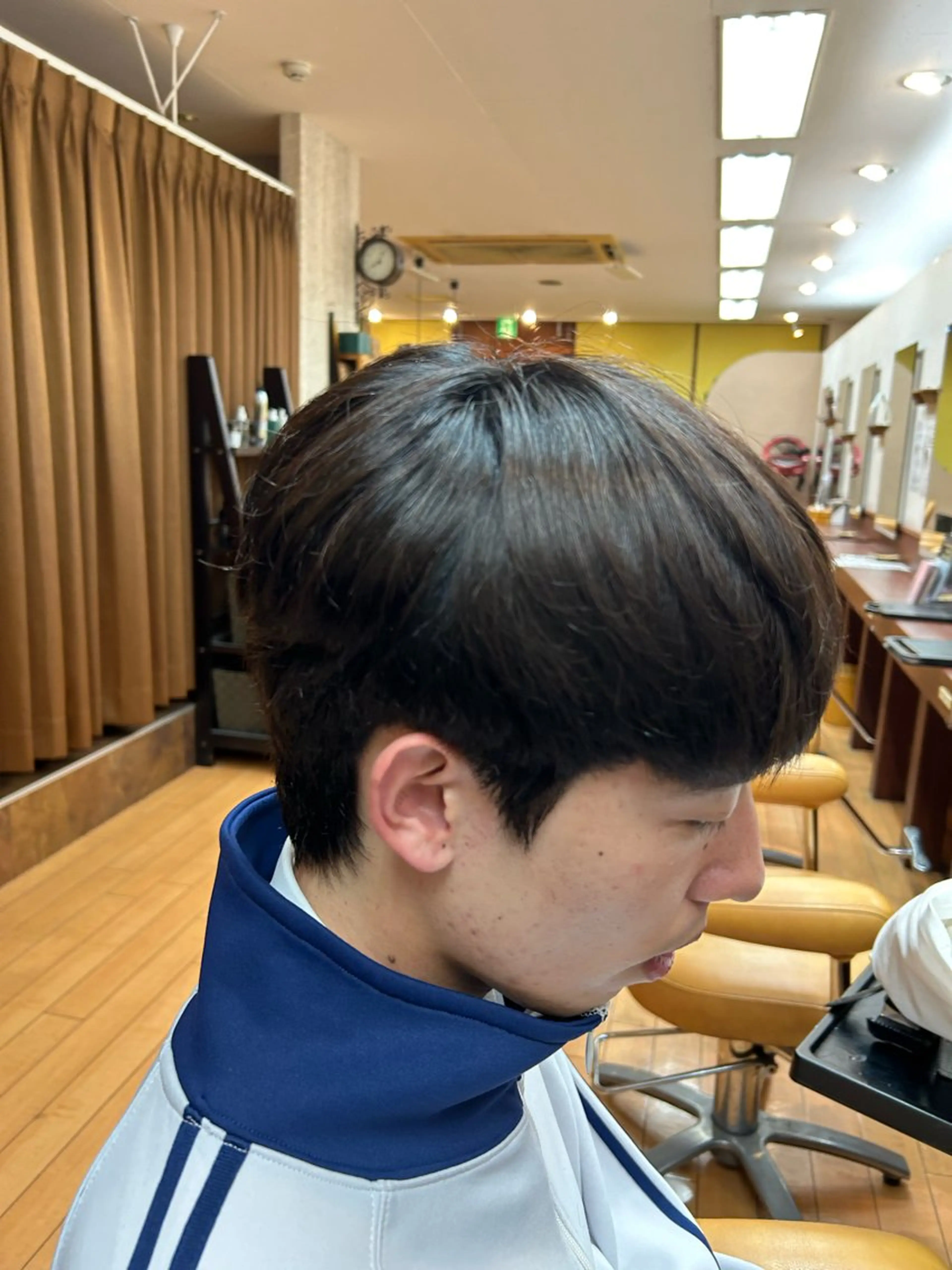 ショート メンズ ルキ🌈ブリーチカラ ー&メンズパーマ🦄のヘアスタイル