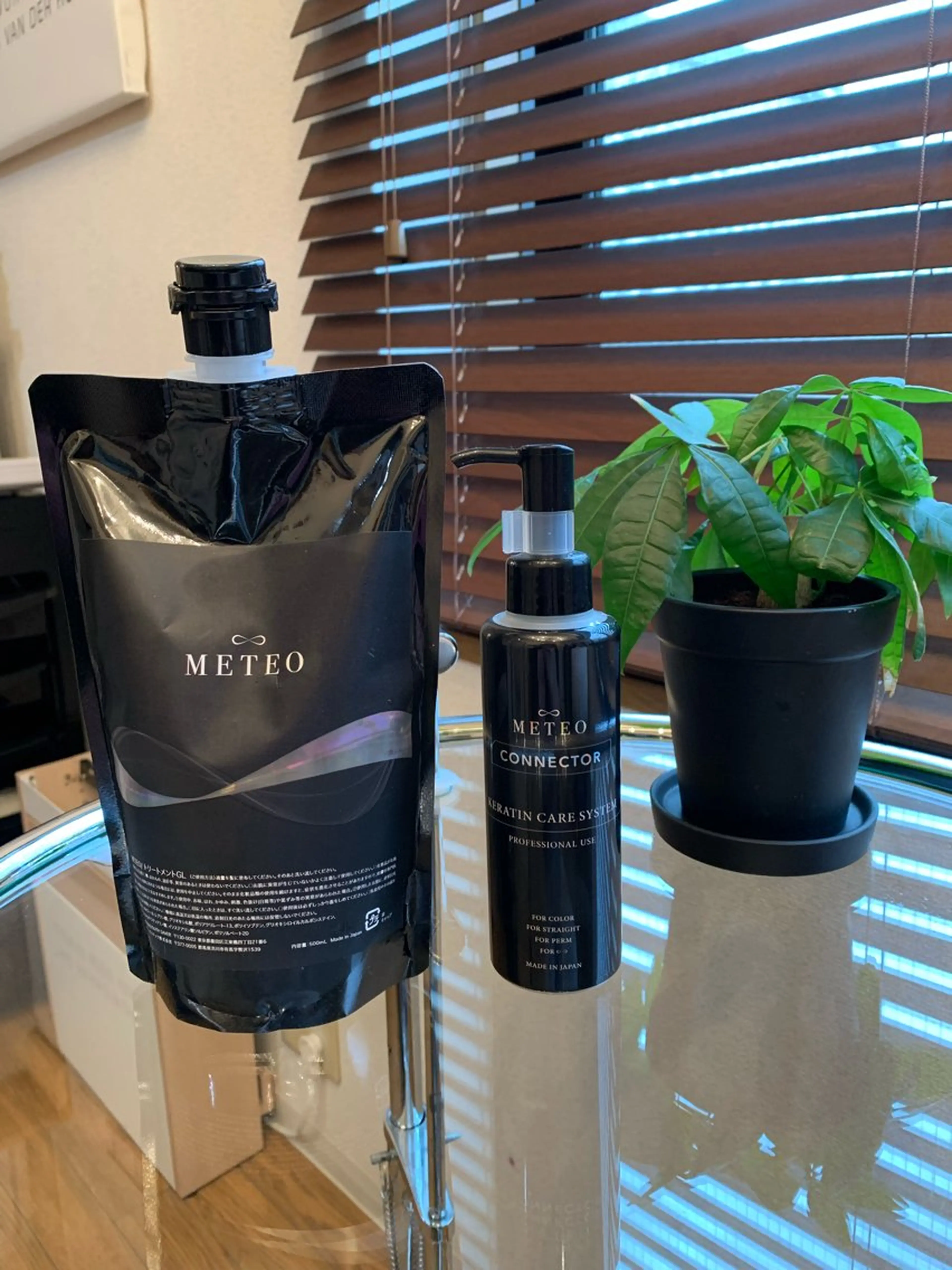 METEOカラー(๑•́ω•̀๑)髪質改善トリートメントカラー+カットの写真