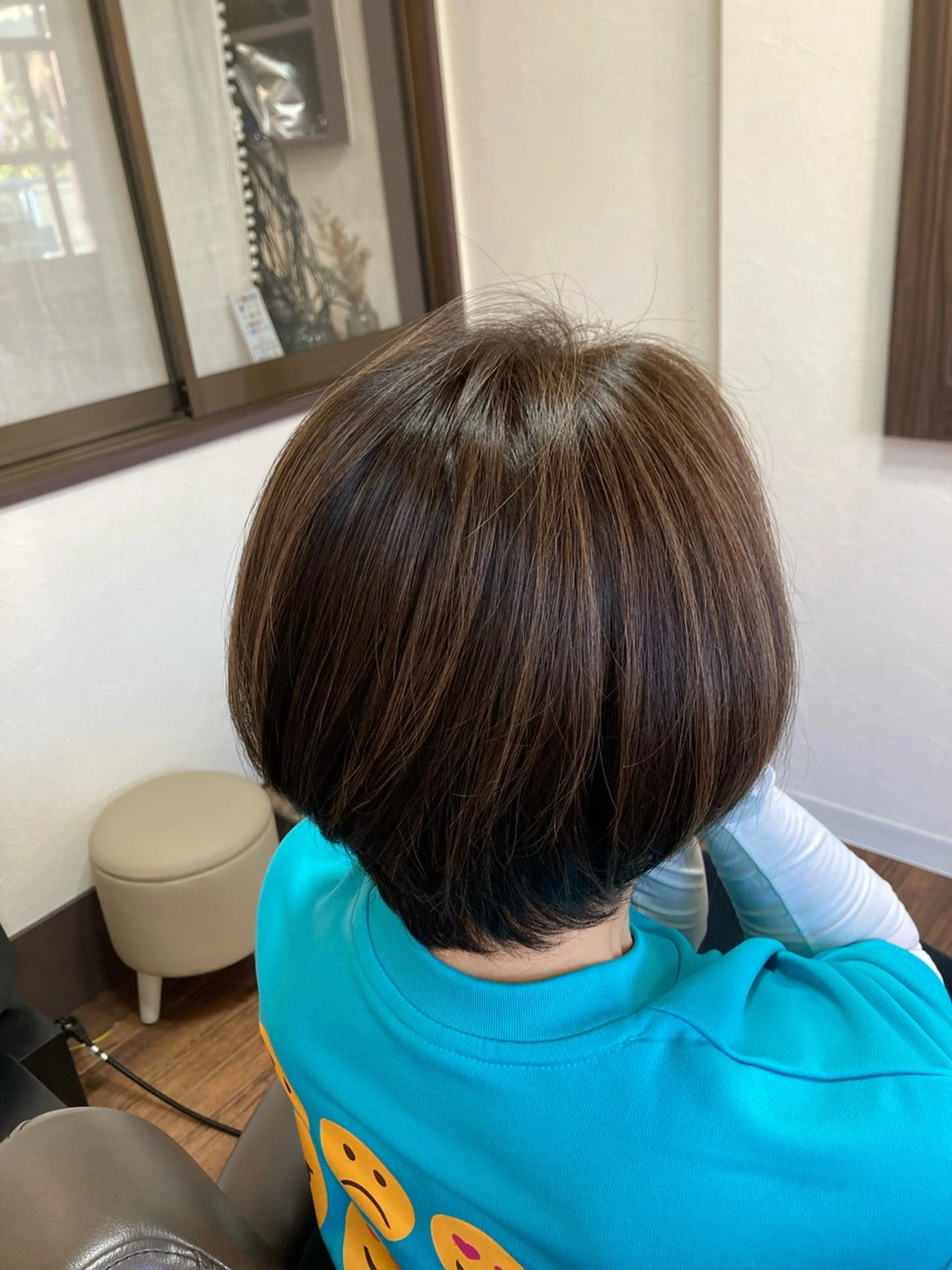 ショート ハイライト JIU所属・池岡 洋子のヘアスタイル