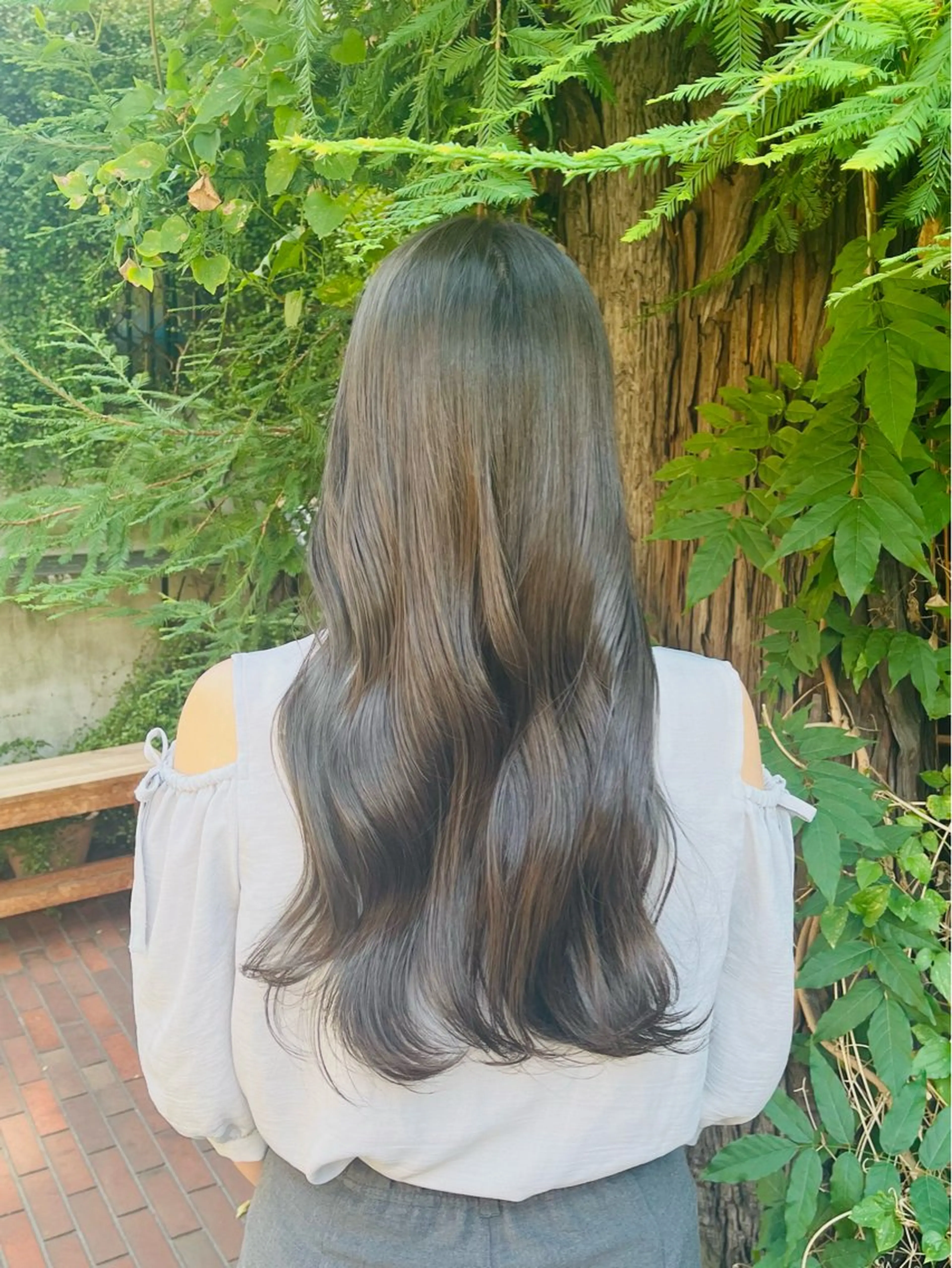 ロング うる艶カラー× ハイトーン/miuのヘアスタイル