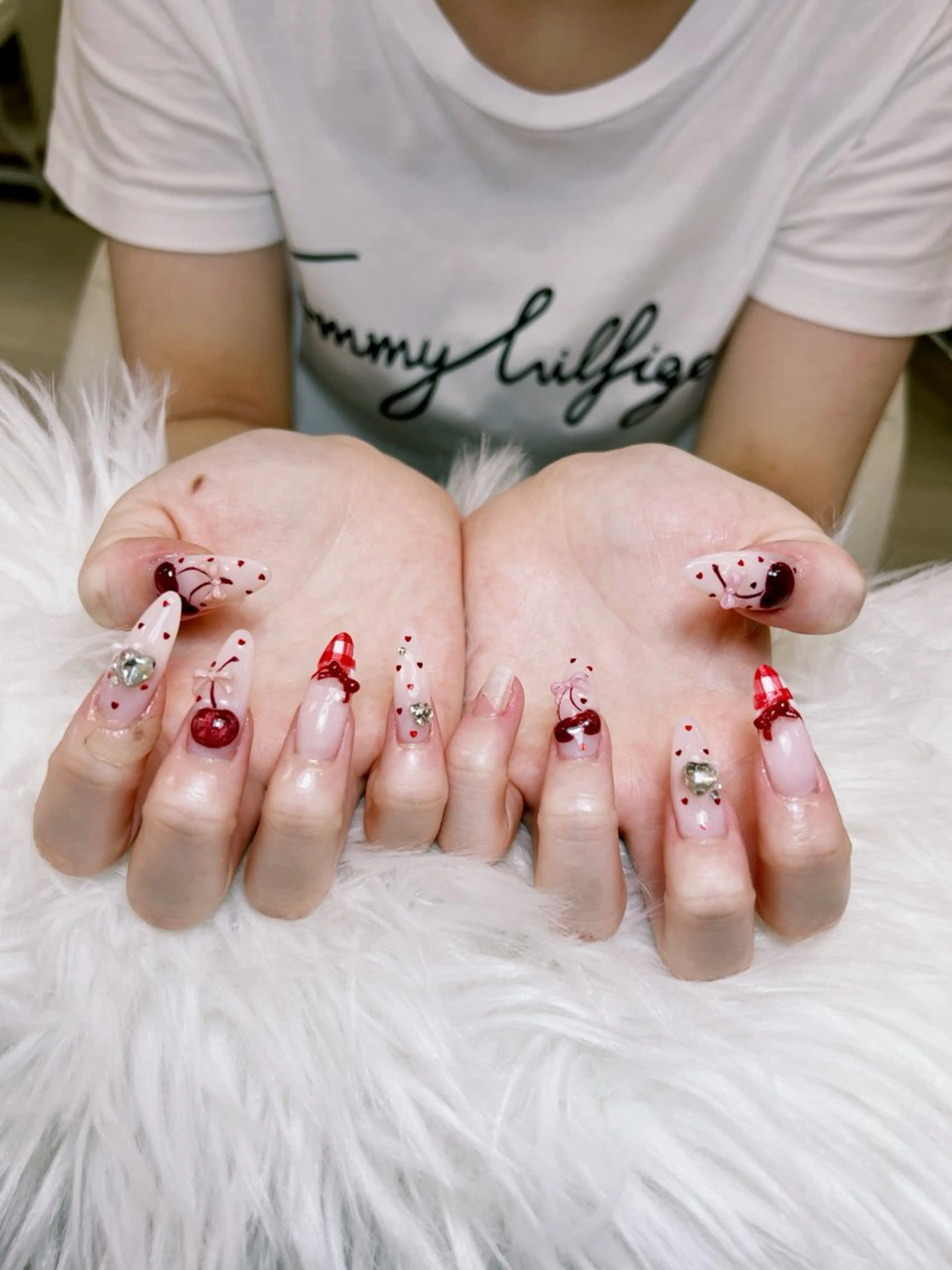 ネイル アートネイル オーロラネイル チークネイル 長さ出し フットネイル ハンドネイル フットネイル ハンドケア Noiranail_ studio川越西口のネイルデザイン