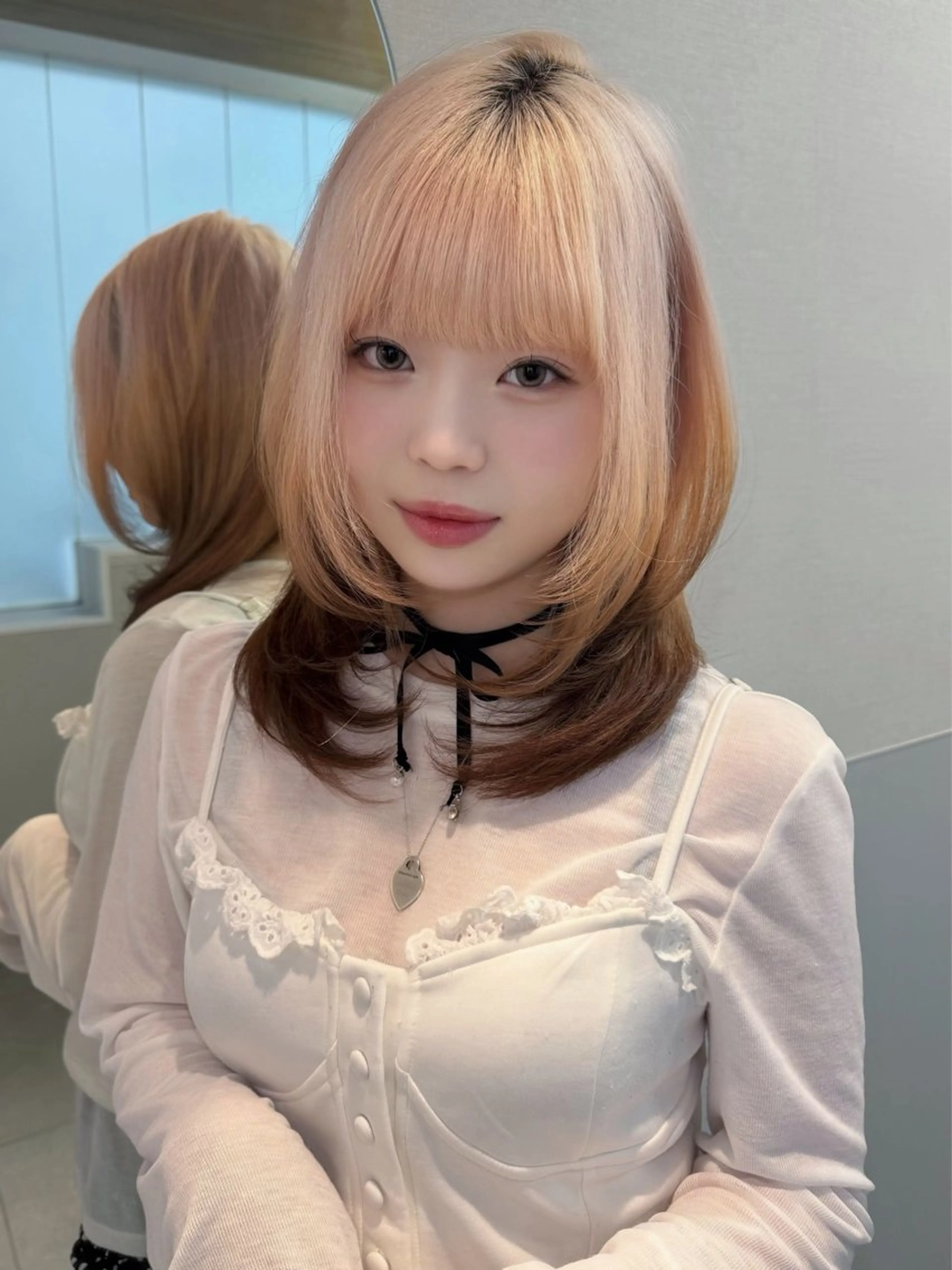 ミディアム カット トリートメント ViVIE   AOYAMA所属・RiA/レイヤーカッ ト/ハッシュカットのヘアスタイル