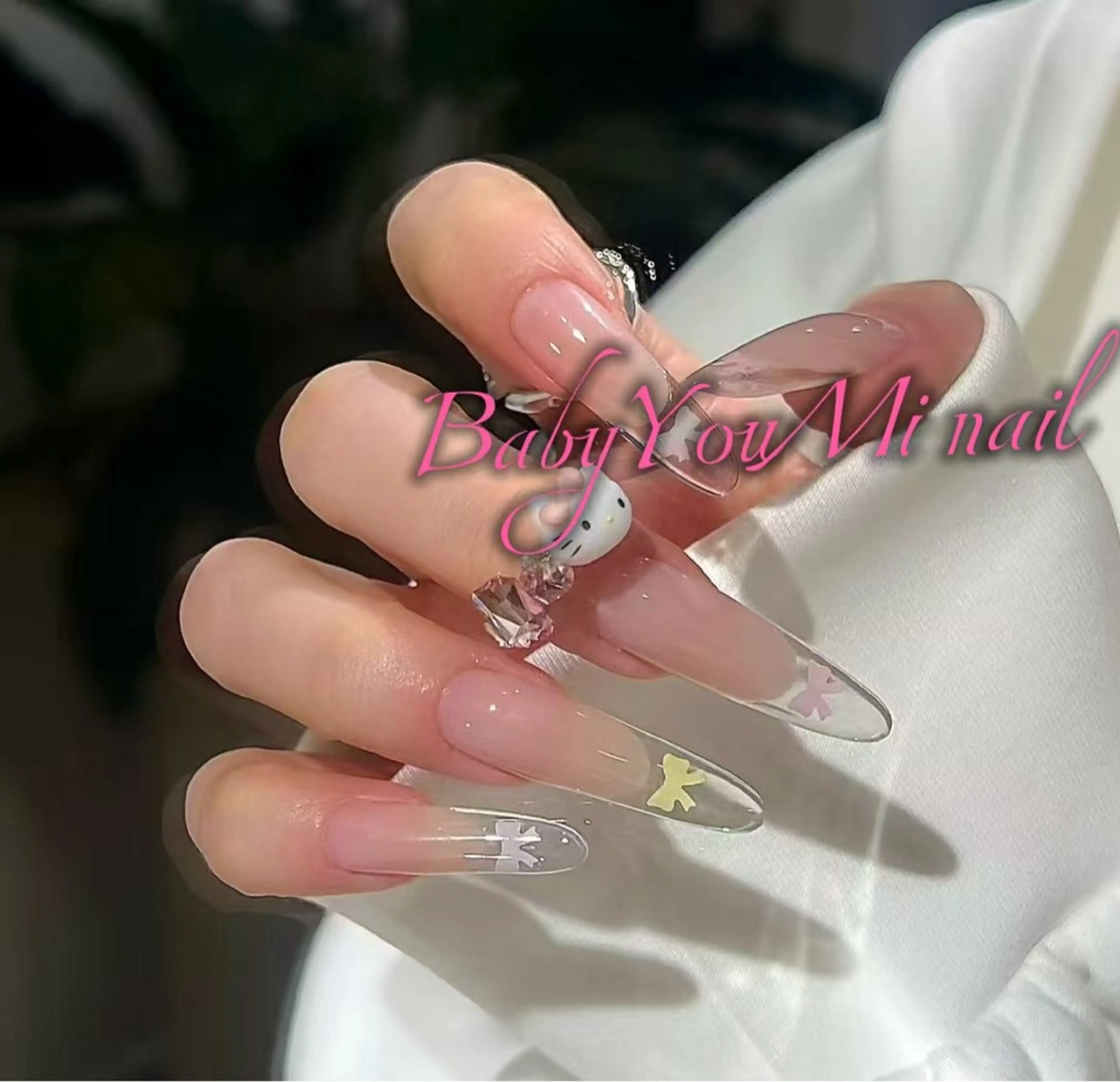 ネイル オーロラネイル チークネイル 成人式 フットネイル フレンチネイル ハンドネイル BabyYouMi nailのネイルデザイン