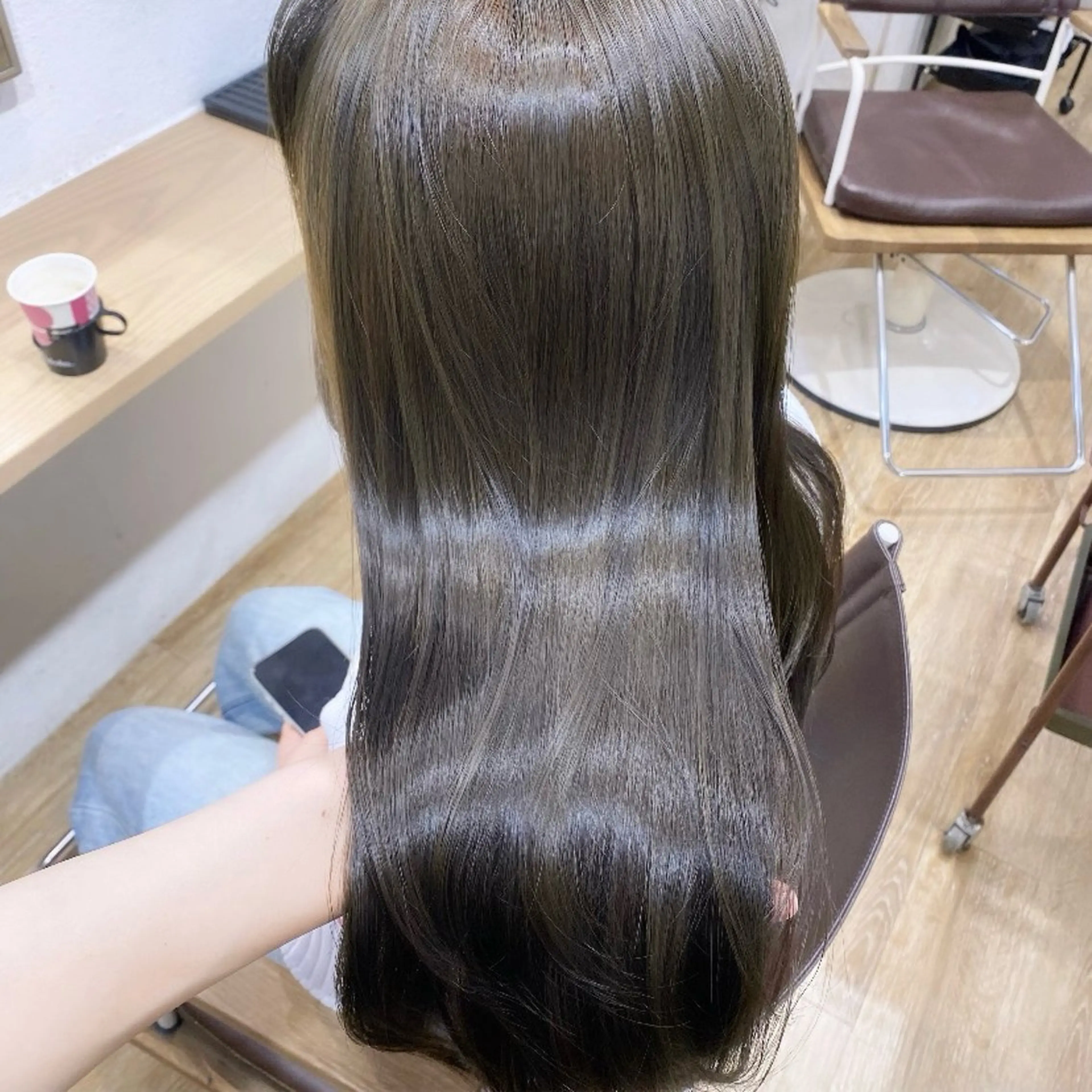 セミロング カラー アッシュ ベージュカラー 黒髪 ブルーカラー ブルーブラック カット ヘアカラー トリートメント 透明感/韓国風 🤍moeka🤍のヘアスタイル