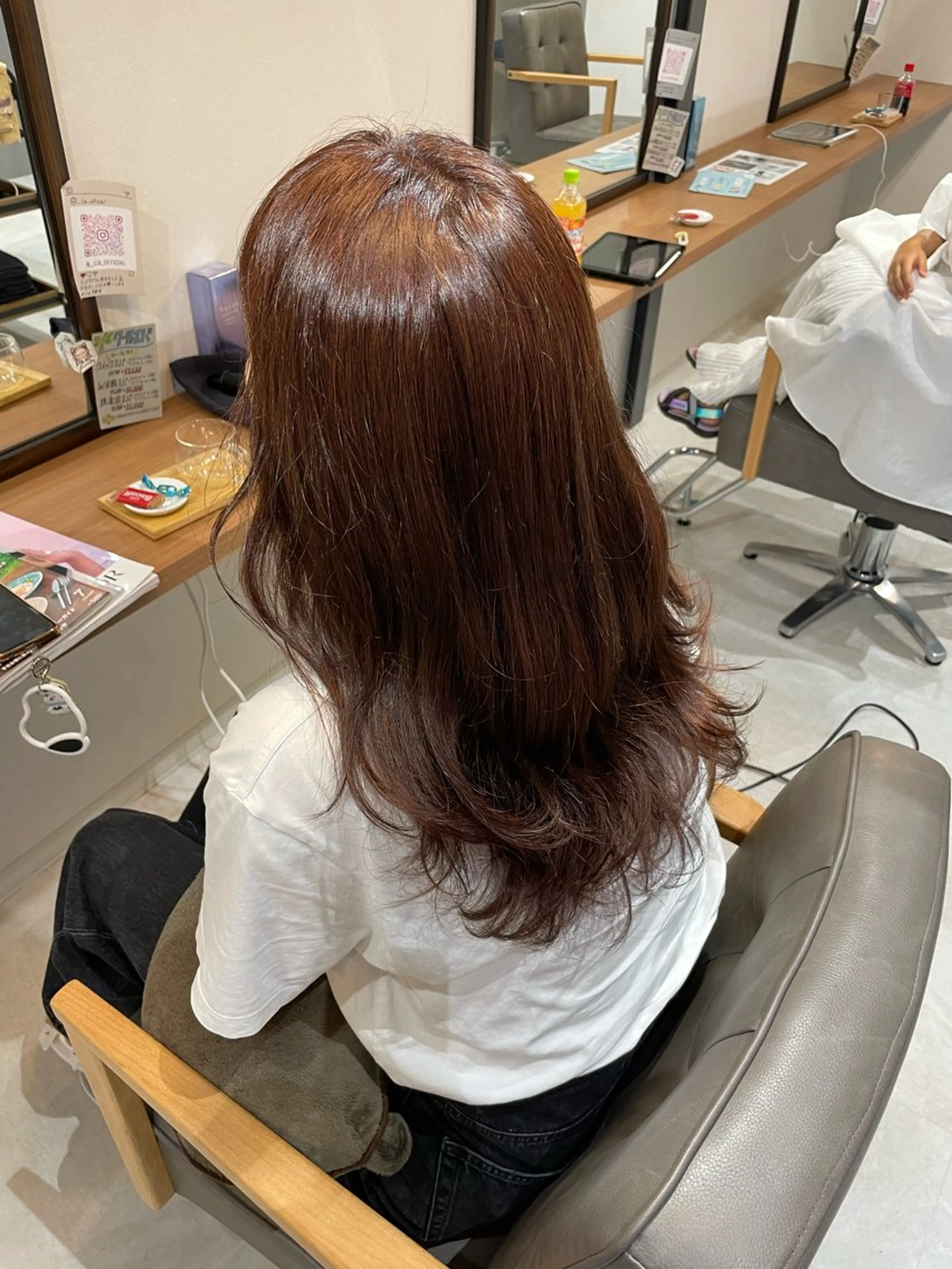 デザインカット＋イルミナカラー＋Aujuaトリートメントの写真