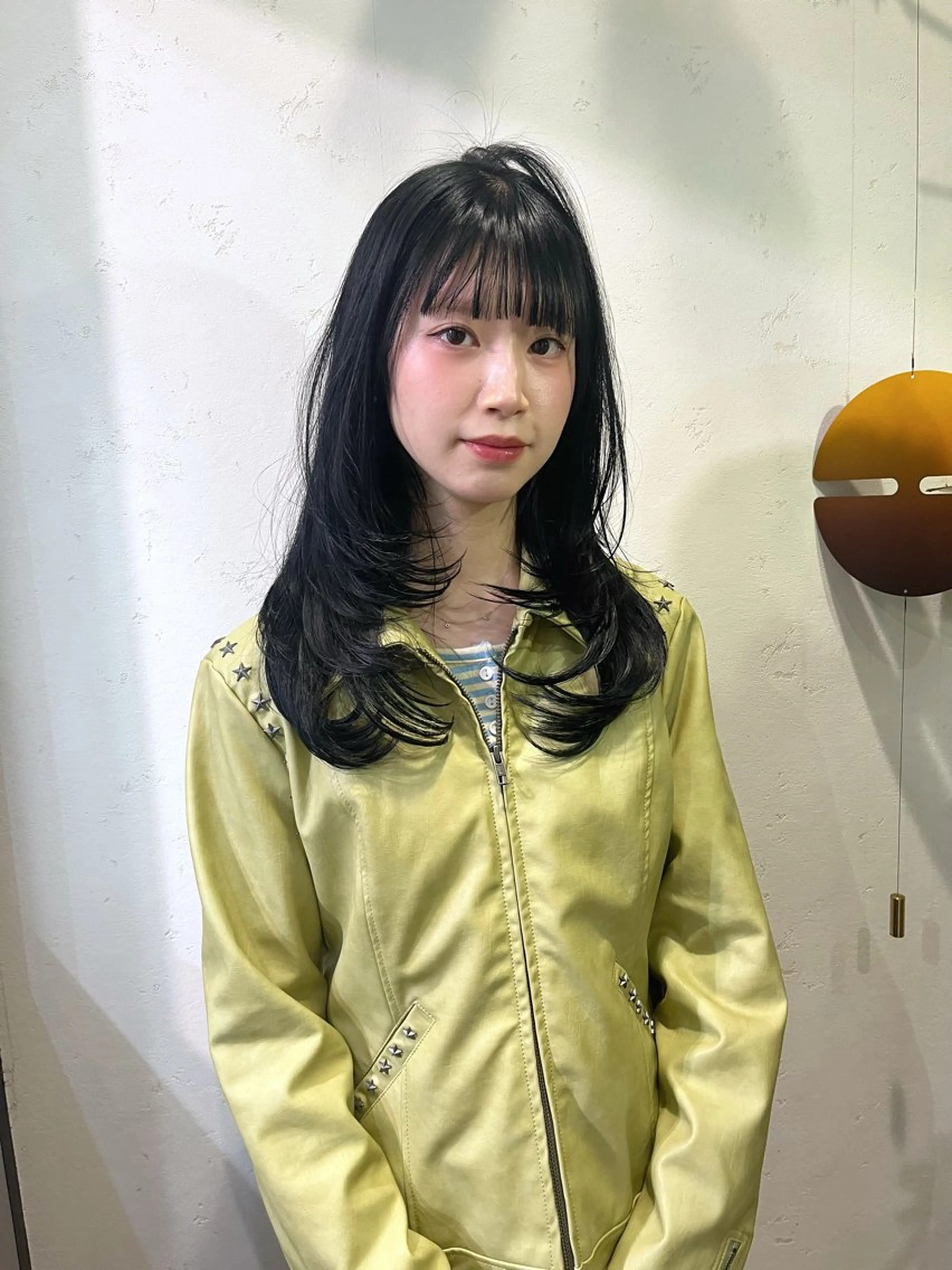 カラー 黒髪 ヘアカラー 韓国アンニュイ/ アミのヘアスタイル