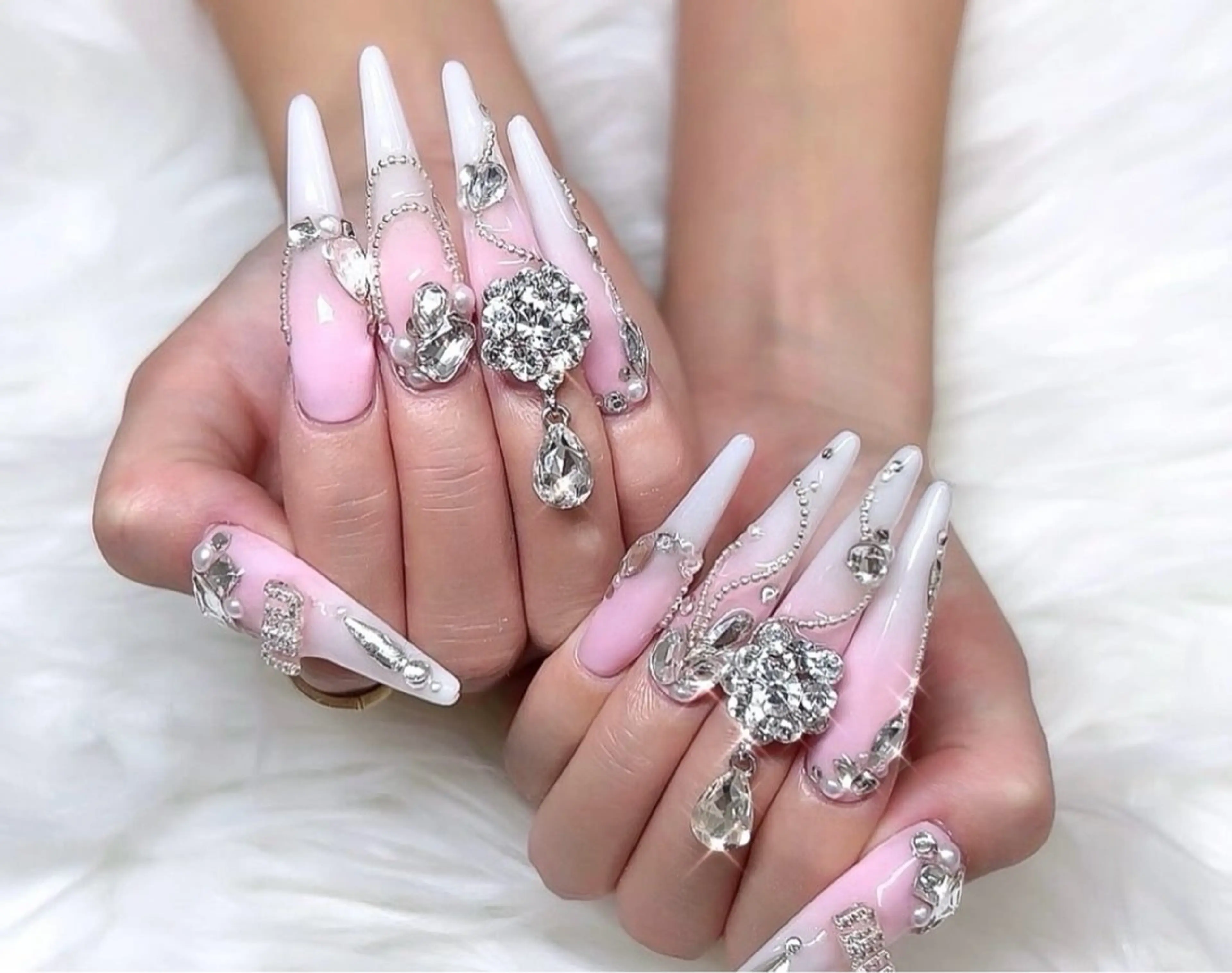 ネイル アートネイル ハンドネイル Nie Nail Shinokuboのネイルデザイン