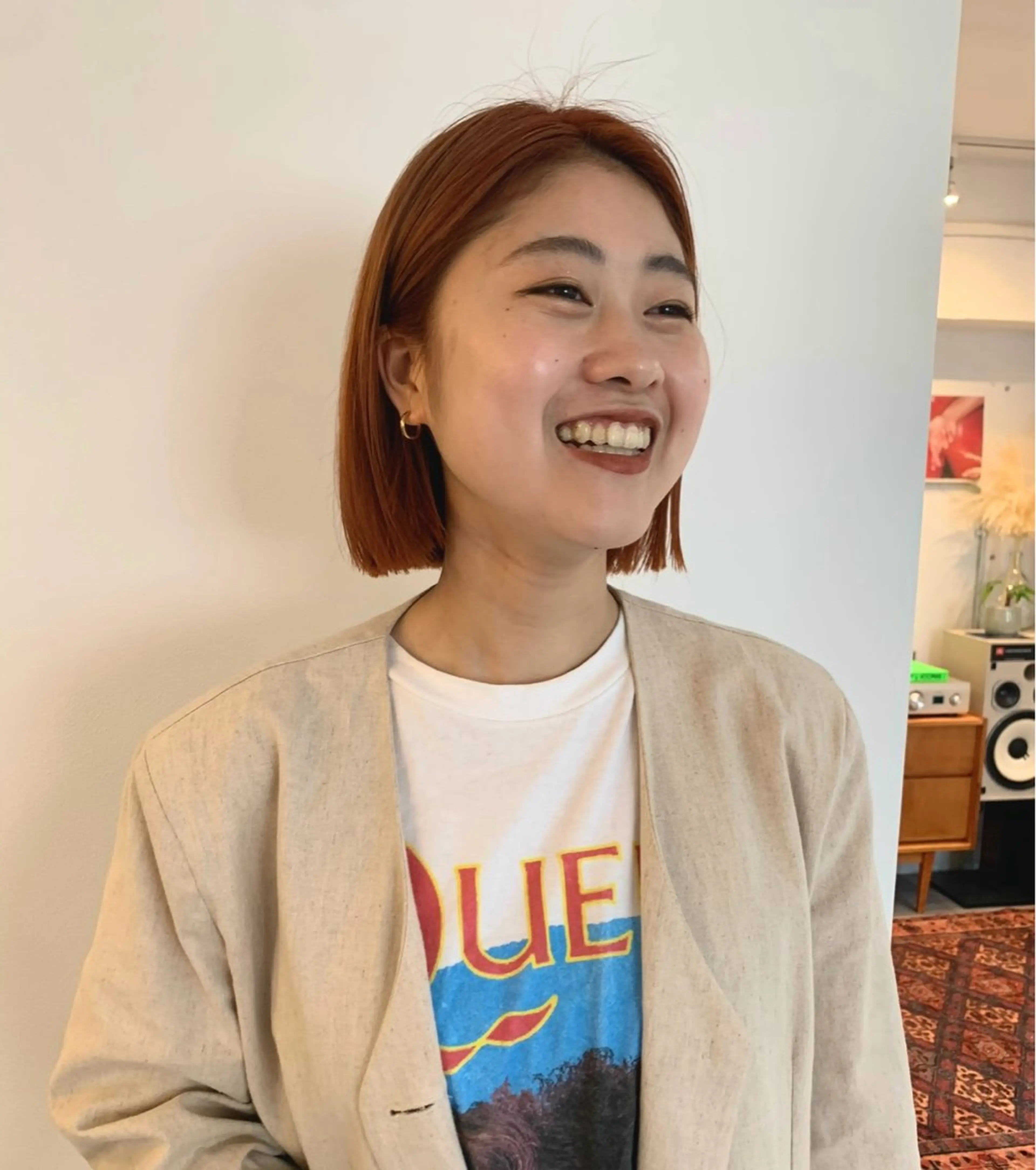 ミディアム カラー カット ヘアカラー トリートメント 甲斐 千尋のヘアスタイル