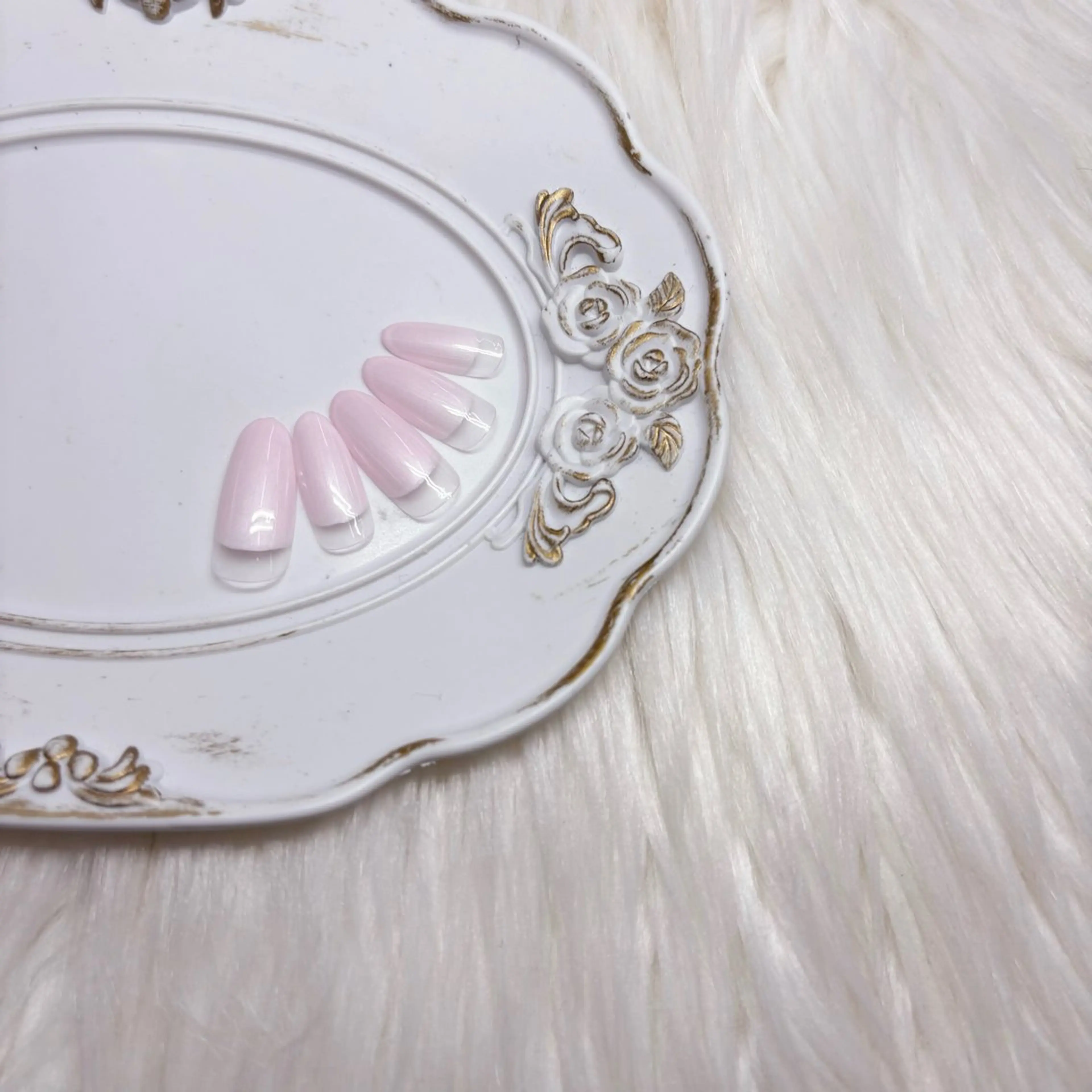 ネイル ワンカラーネイル ピンク エリクサーネイル池袋店所属・エリクサーネイル池袋 師井のネイルデザイン