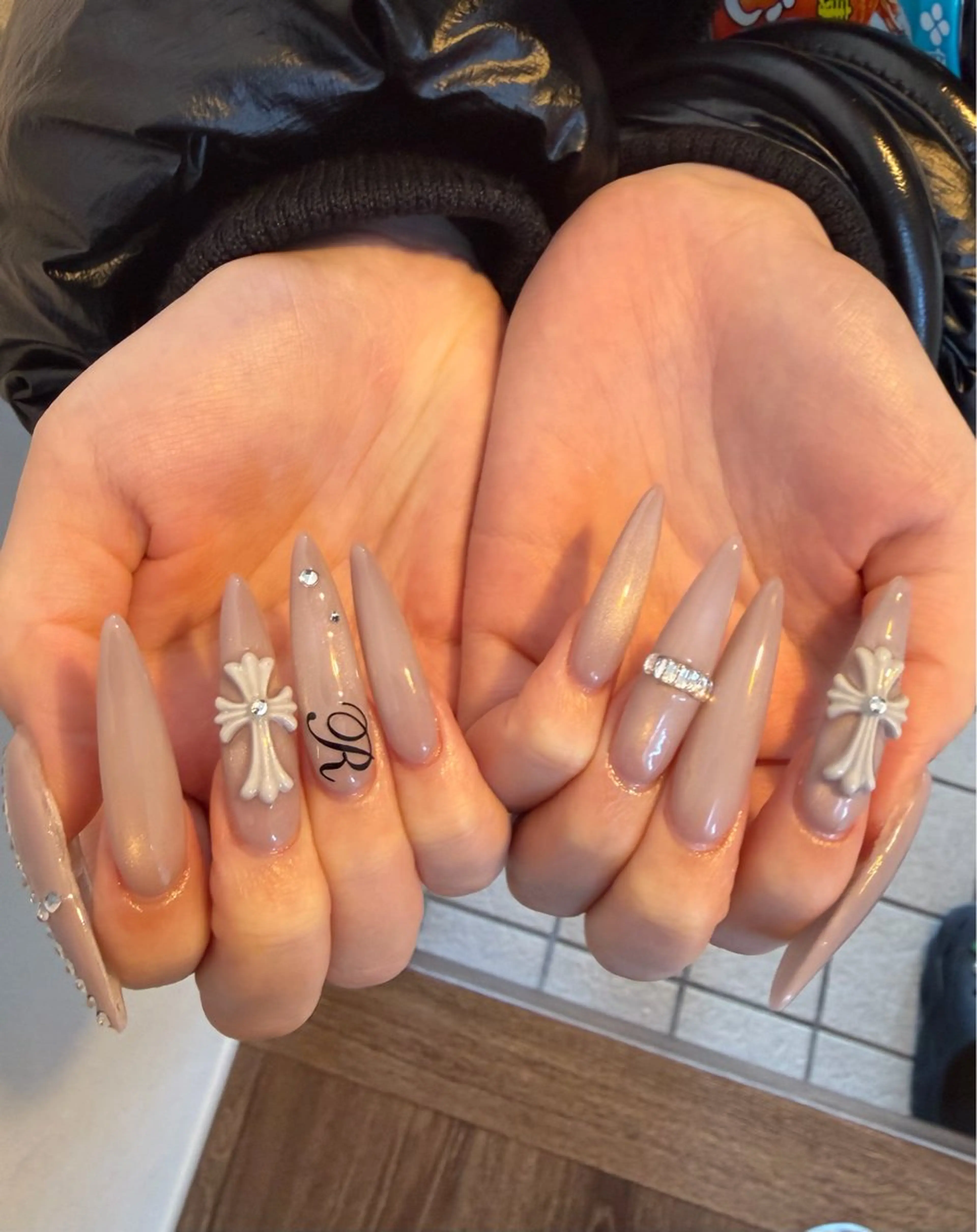 ネイル アートネイル オーロラネイル チークネイル 長さ出し フットネイル ハンドネイル Chan nailsのネイルデザイン