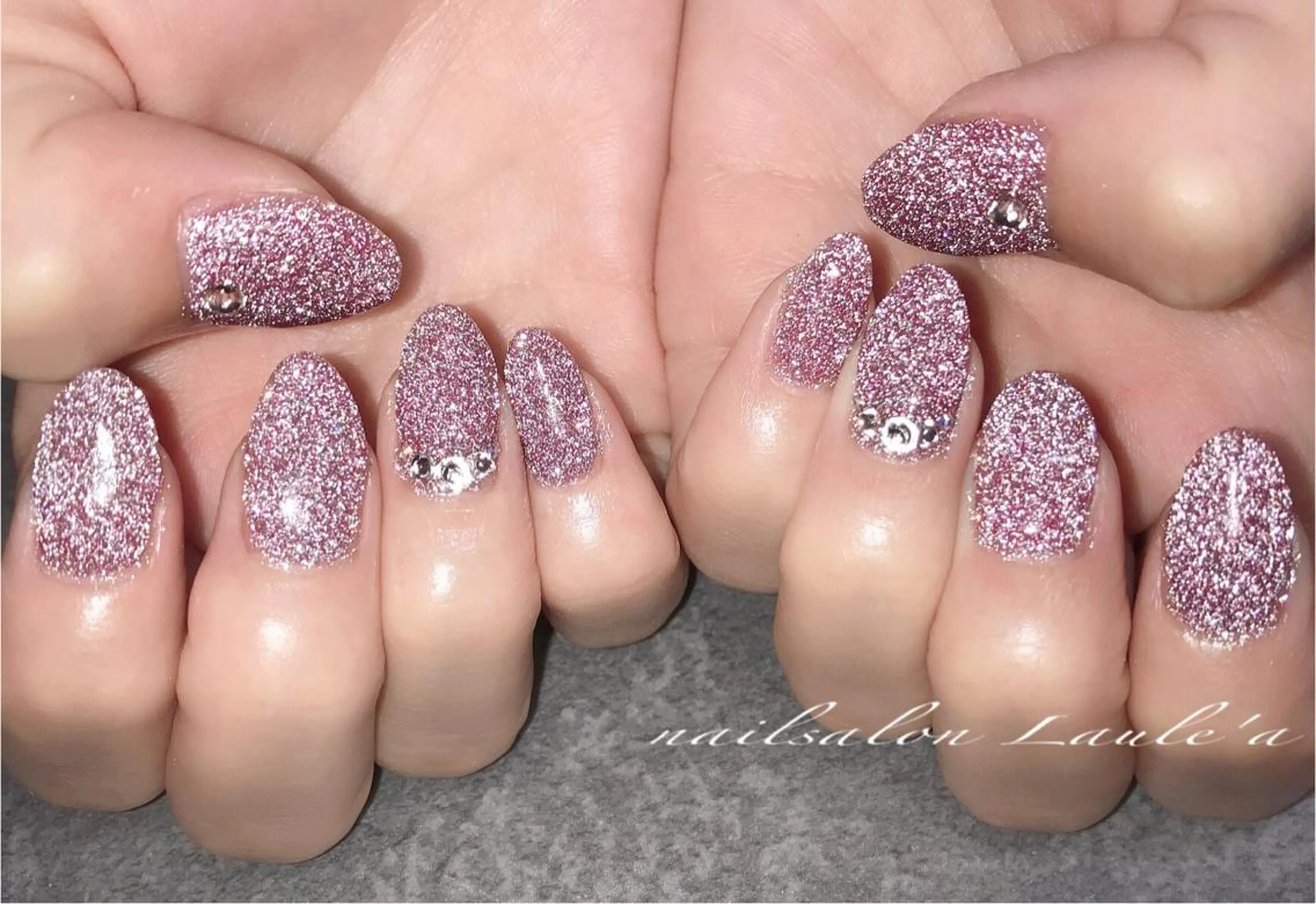 ネイル nailsalon Laule'aのネイルデザイン