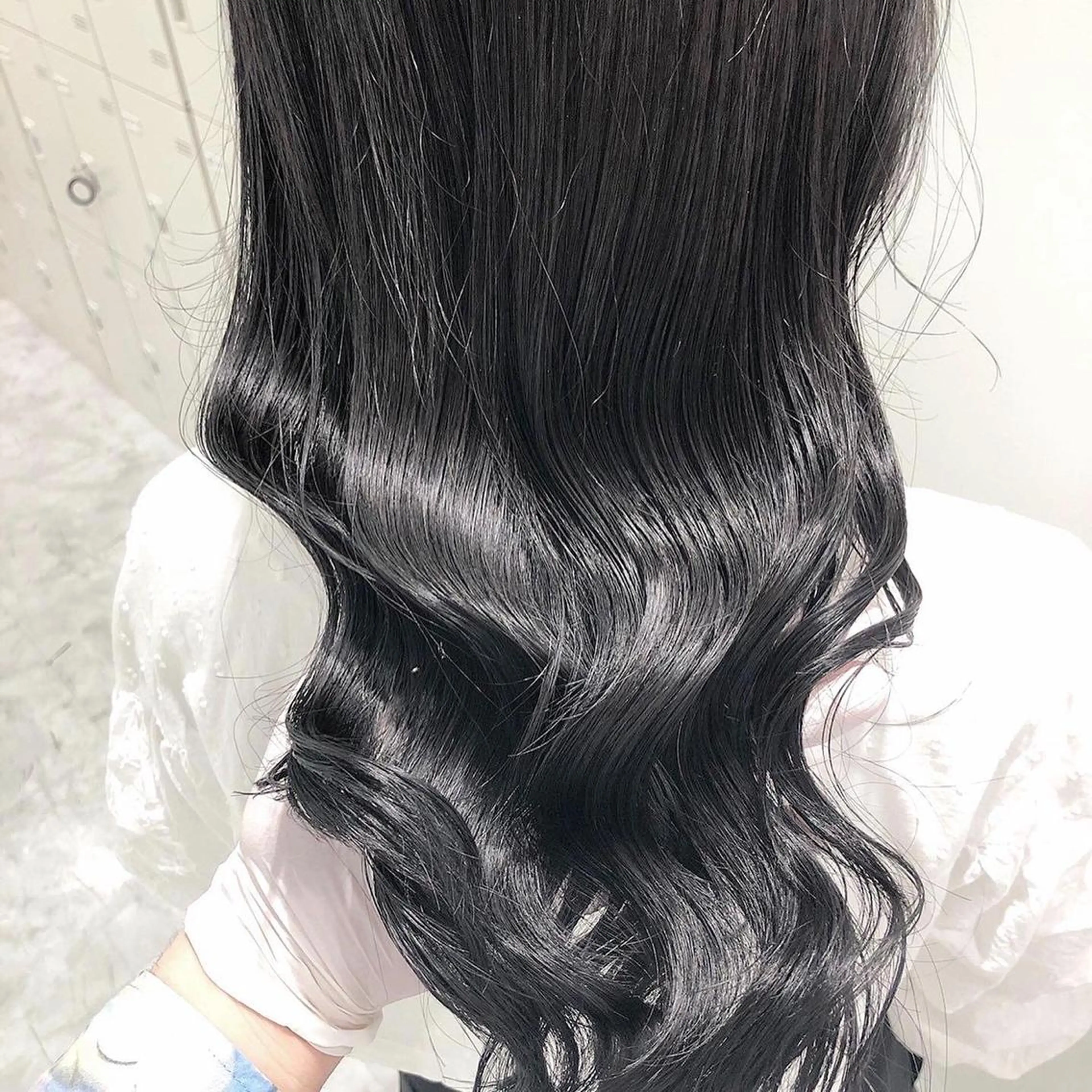 ロング カラー アッシュ 黒髪 カット ヘアカラー トリートメント ヘッドスパ ヘアセット ベージュカラー💖 やすひろのヘアスタイル