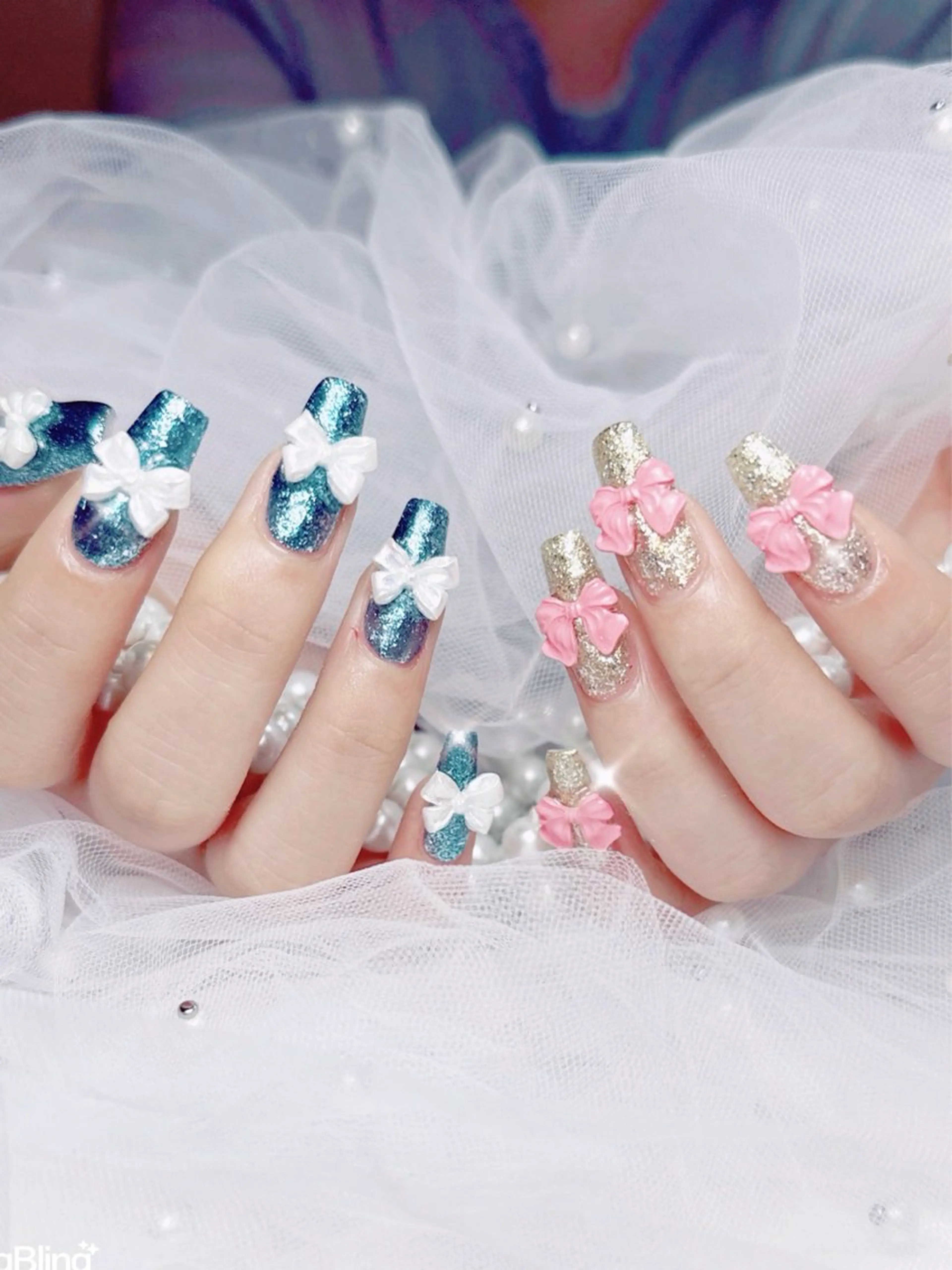 ネイル ハンドネイル チョウ チョウのネイルデザイン