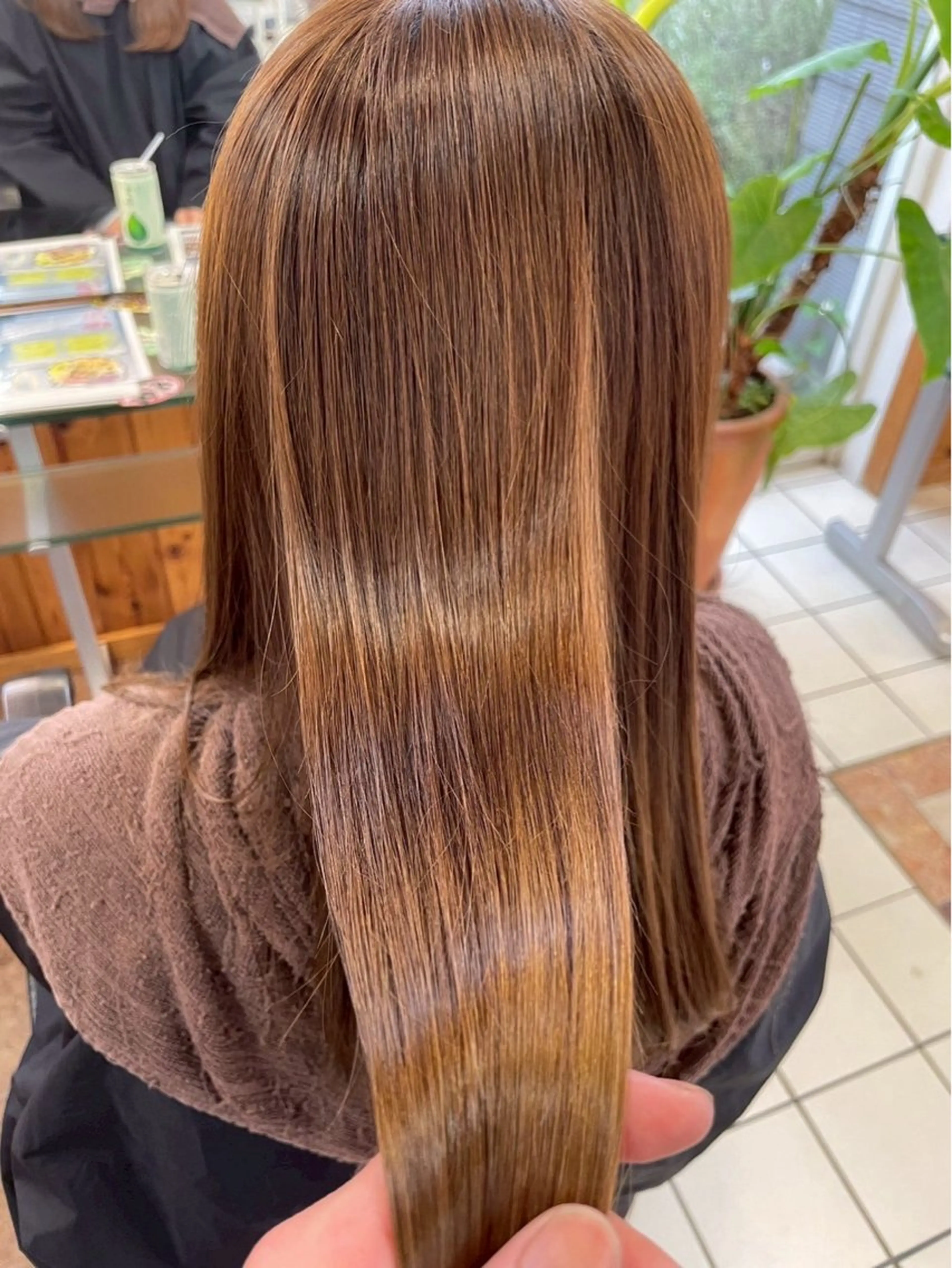 セミロング ヘアカラー トリートメント 森山 凜のヘアスタイル