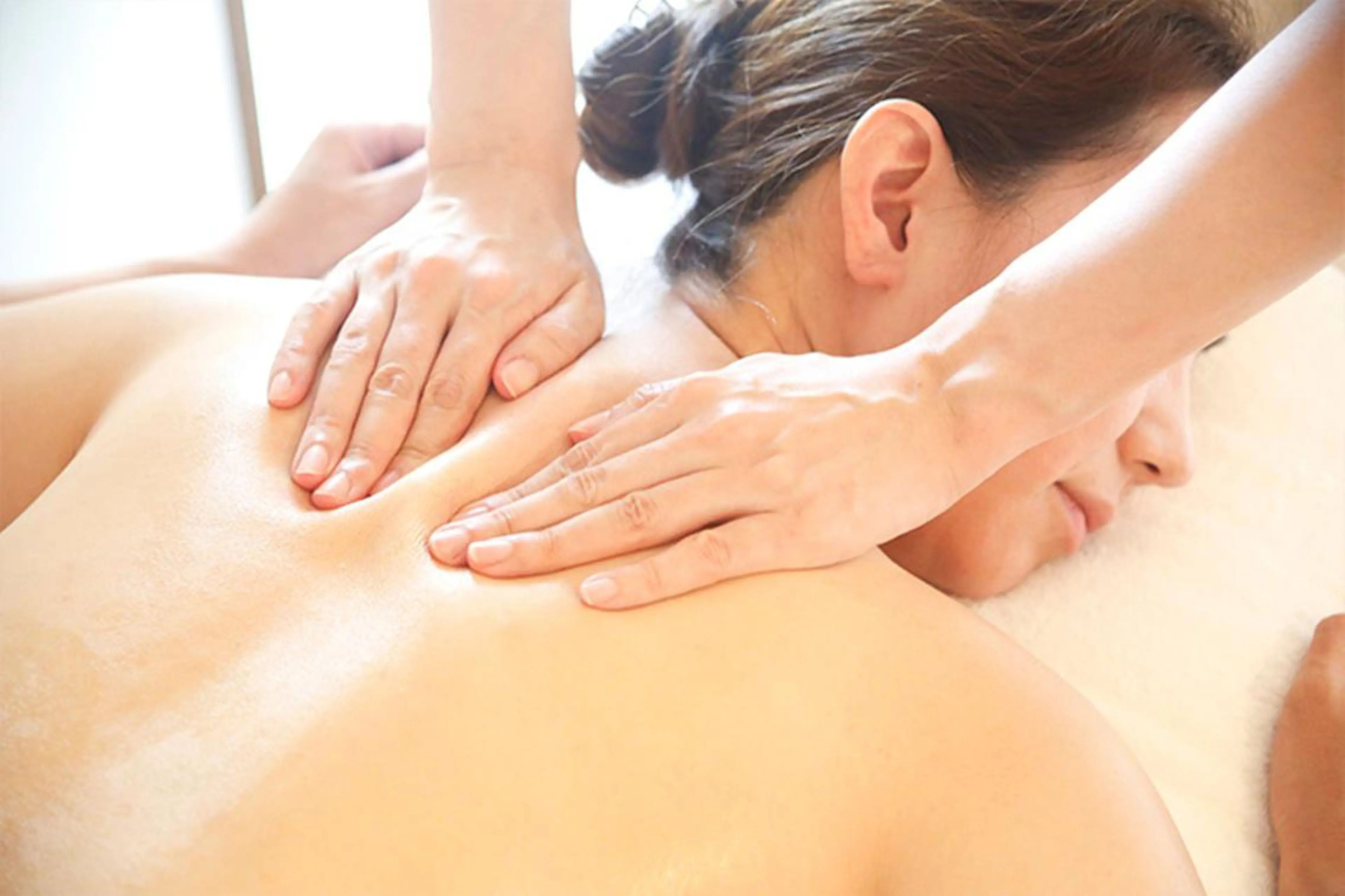 【Relaxアロマボディ60分】お客さまお一人お一人に合わせて精油ブレンド。凝り固まった筋肉を芯からふわふわに。の写真