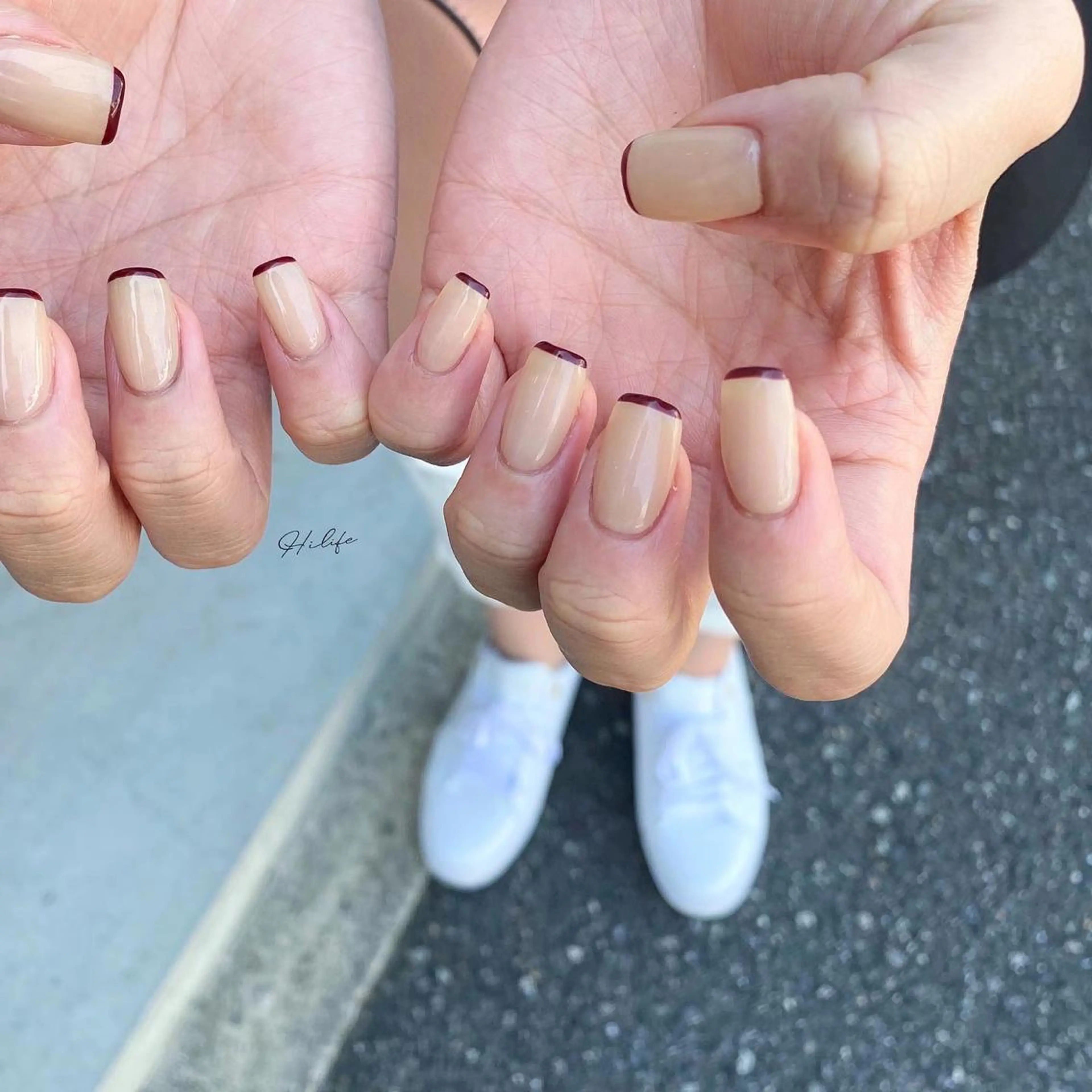 ネイル ボルドー フレンチネイル ネイルチップ ハンドネイル Nail Adore.のネイルデザイン