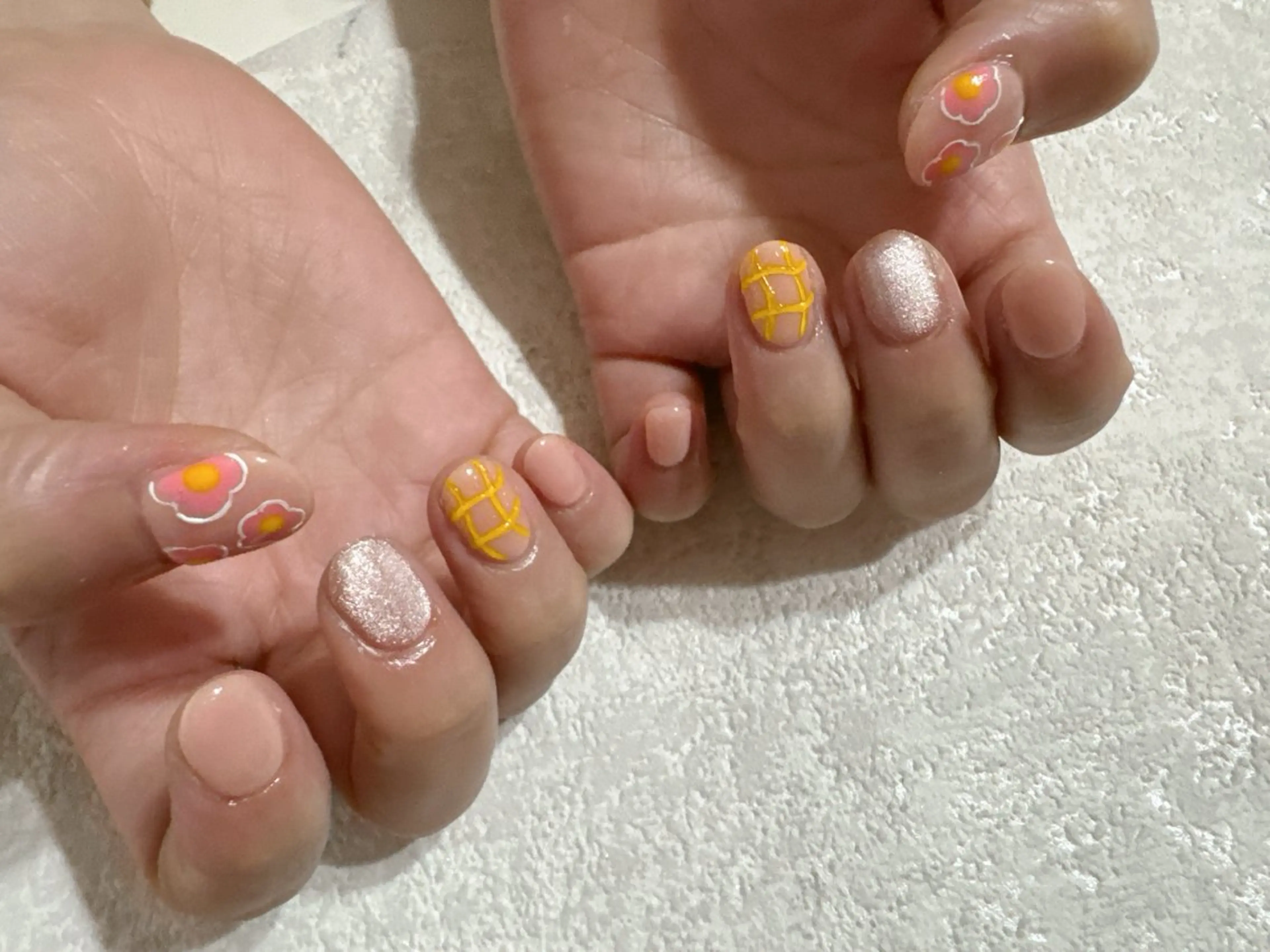 ネイル オーロラネイル フットネイル フレンチネイル ジェルネイル 韓国ネイル ハンドネイル kikinail 溝の口のネイルデザイン