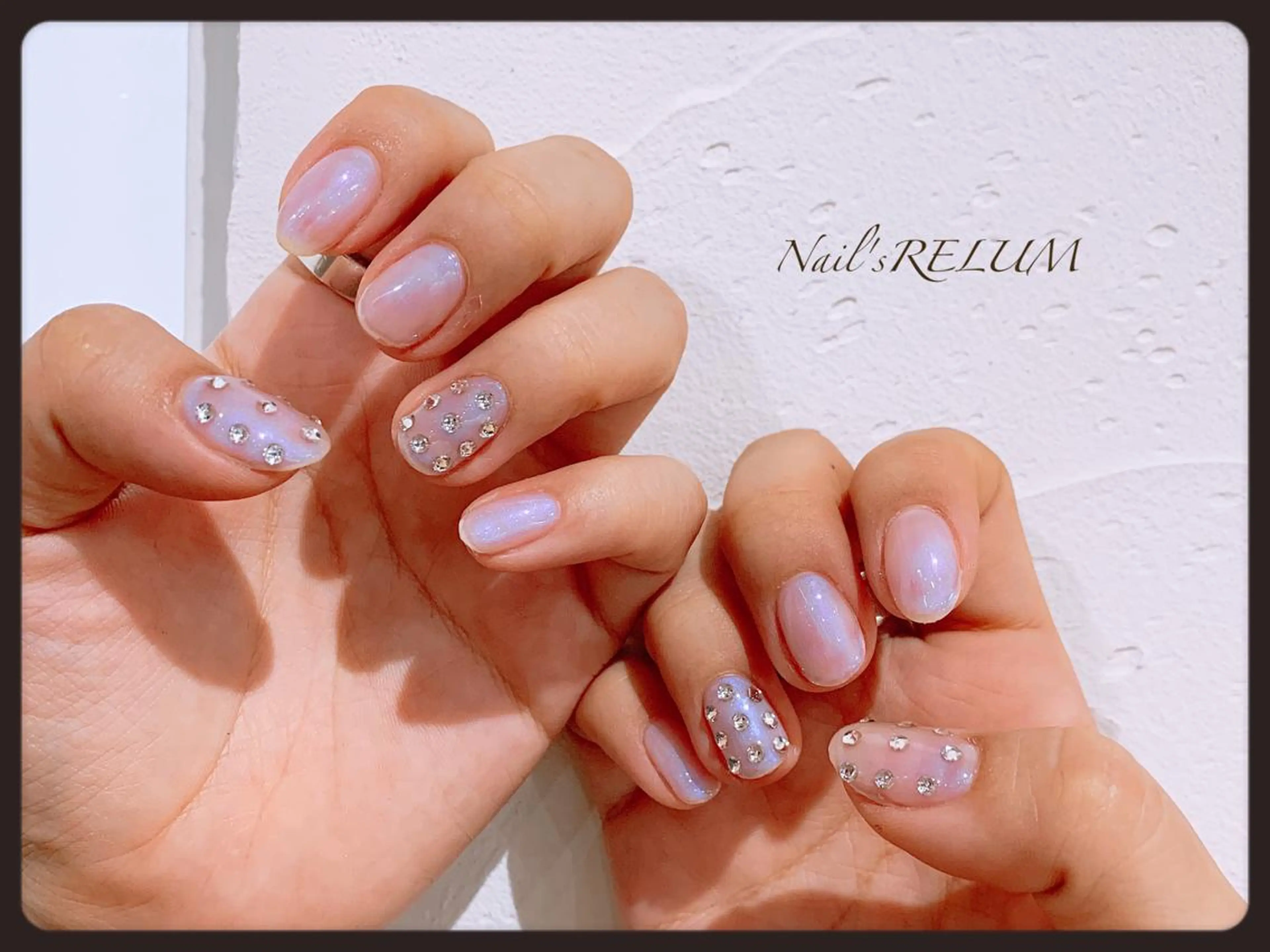 ネイル キラキラネイル ハンドネイル THECOLORS所属・近貞 莉奈のネイルデザイン