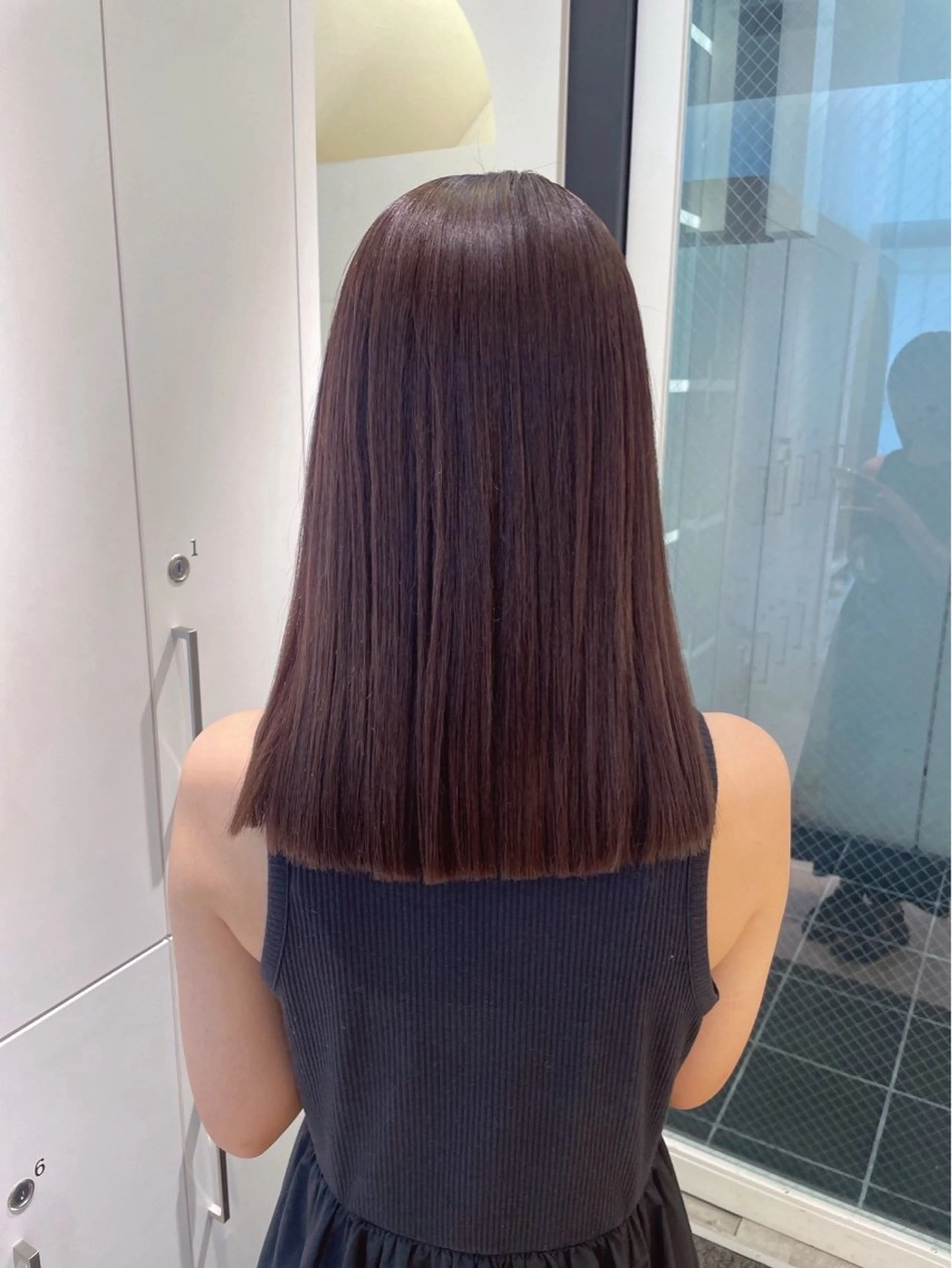 セミロング カラー ParveMix 楠本結菜のヘアスタイル