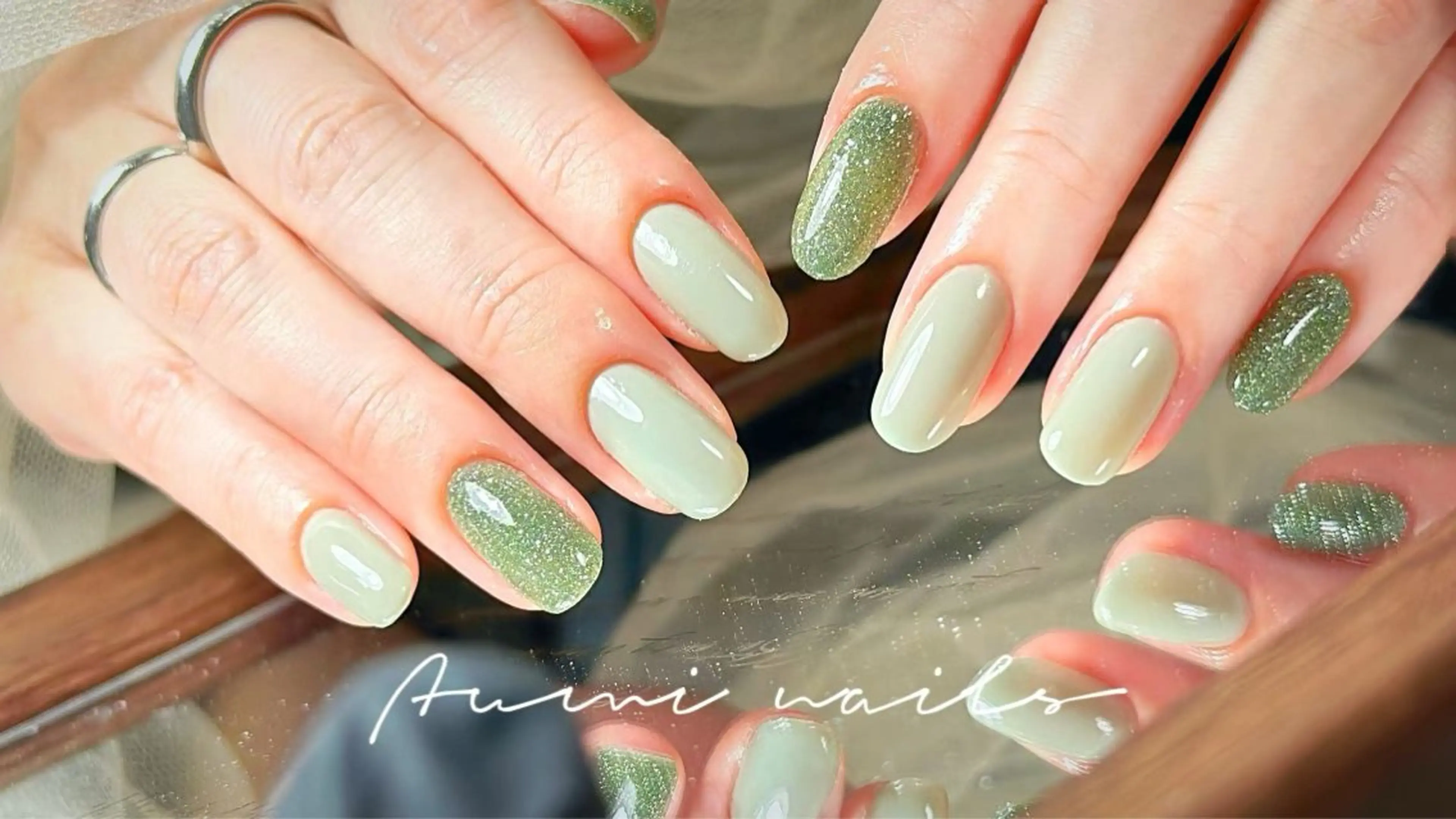 ネイル ハンドネイル YUMI ニュアンスnailsのネイルデザイン