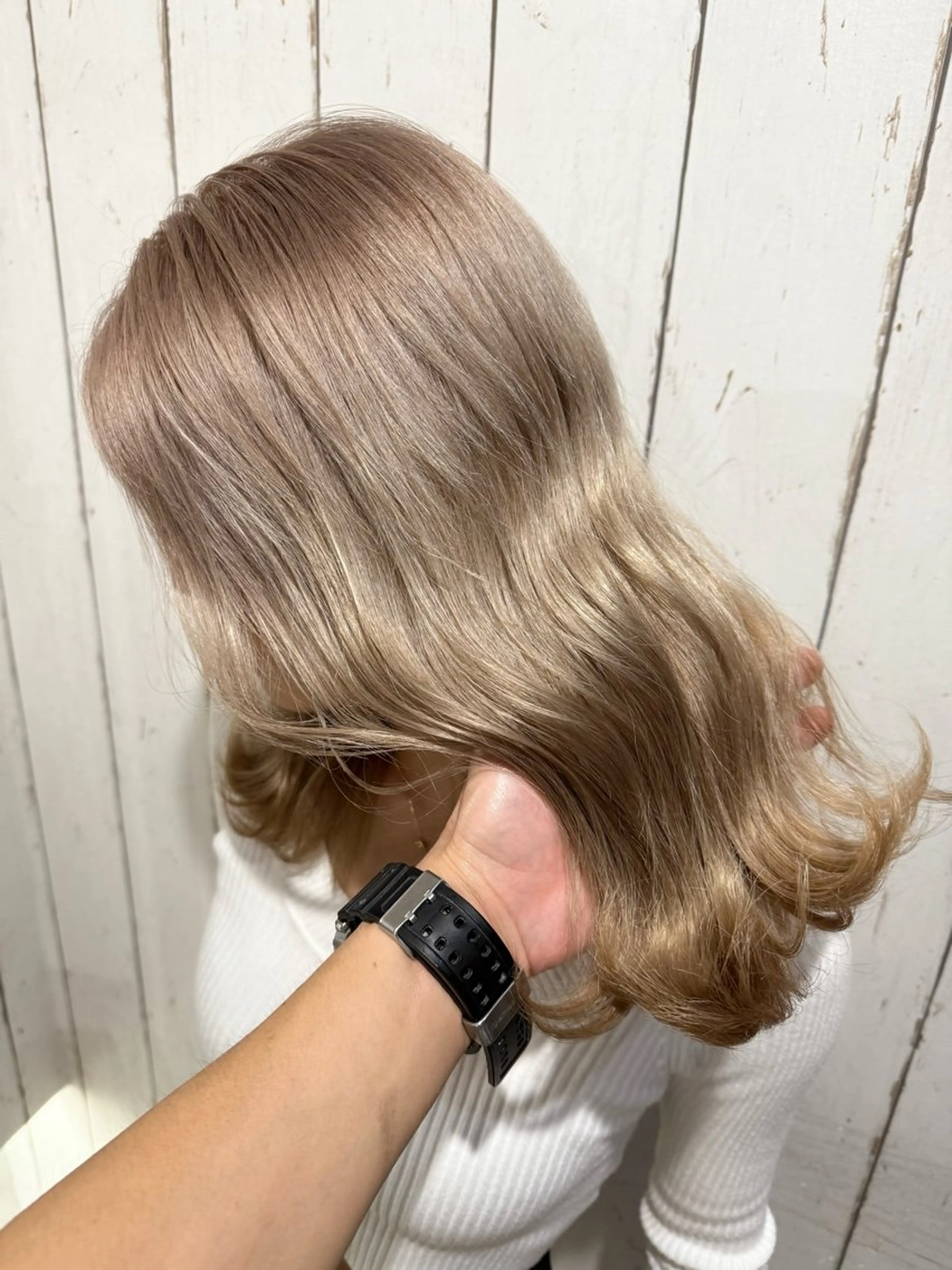 ミディアム カラー ヘアアレンジ ベージュカラー ブリーチ カット ヘアカラー トリートメント RecheRche【池袋】所属・👑指名率No.1 👑坂口飛翔のヘアスタイル