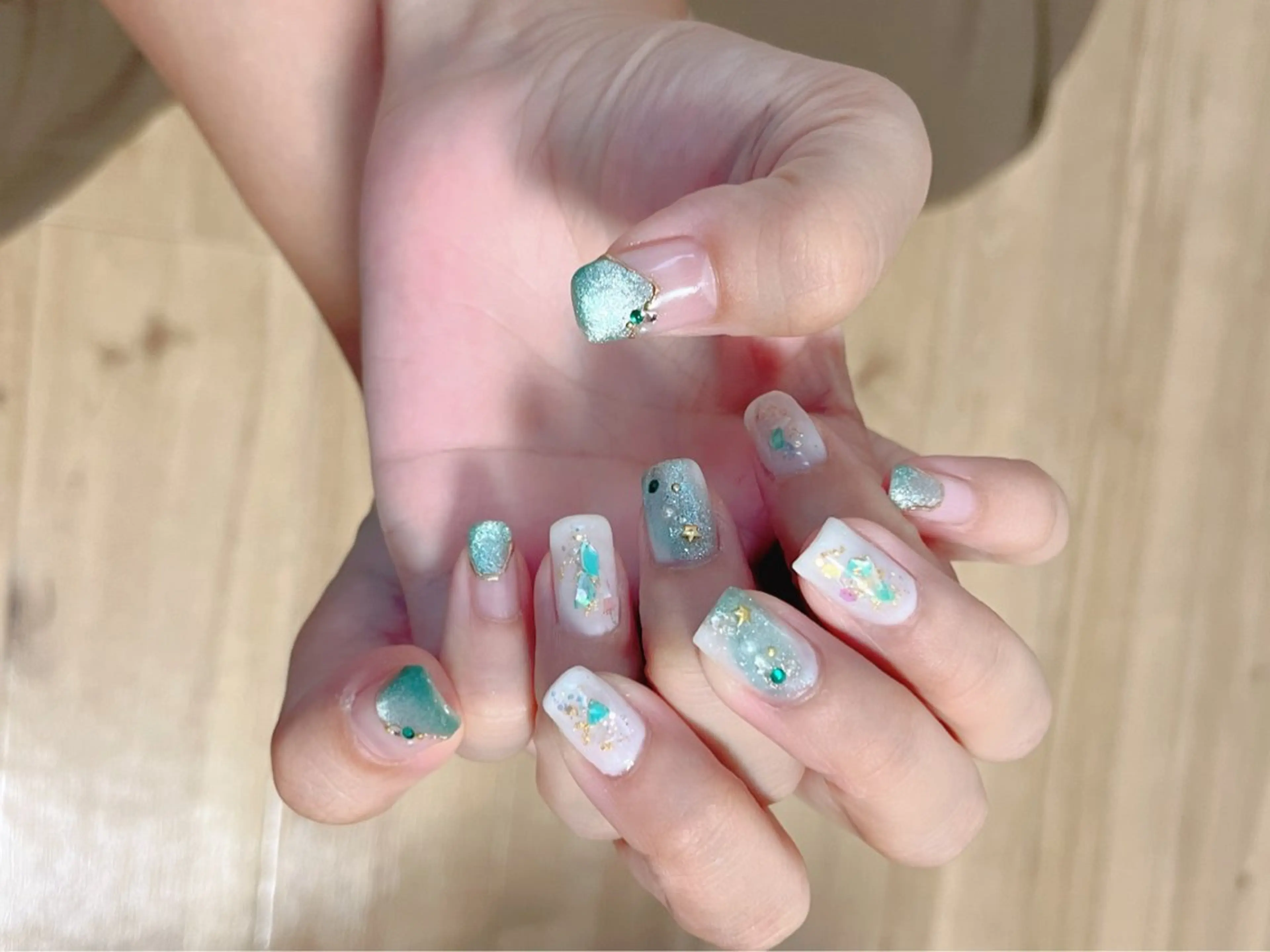 ネイル Nail Eye Salon ＆ School Plaisir 【プレジール】所属・u rの眉毛・アイブロウイメージ