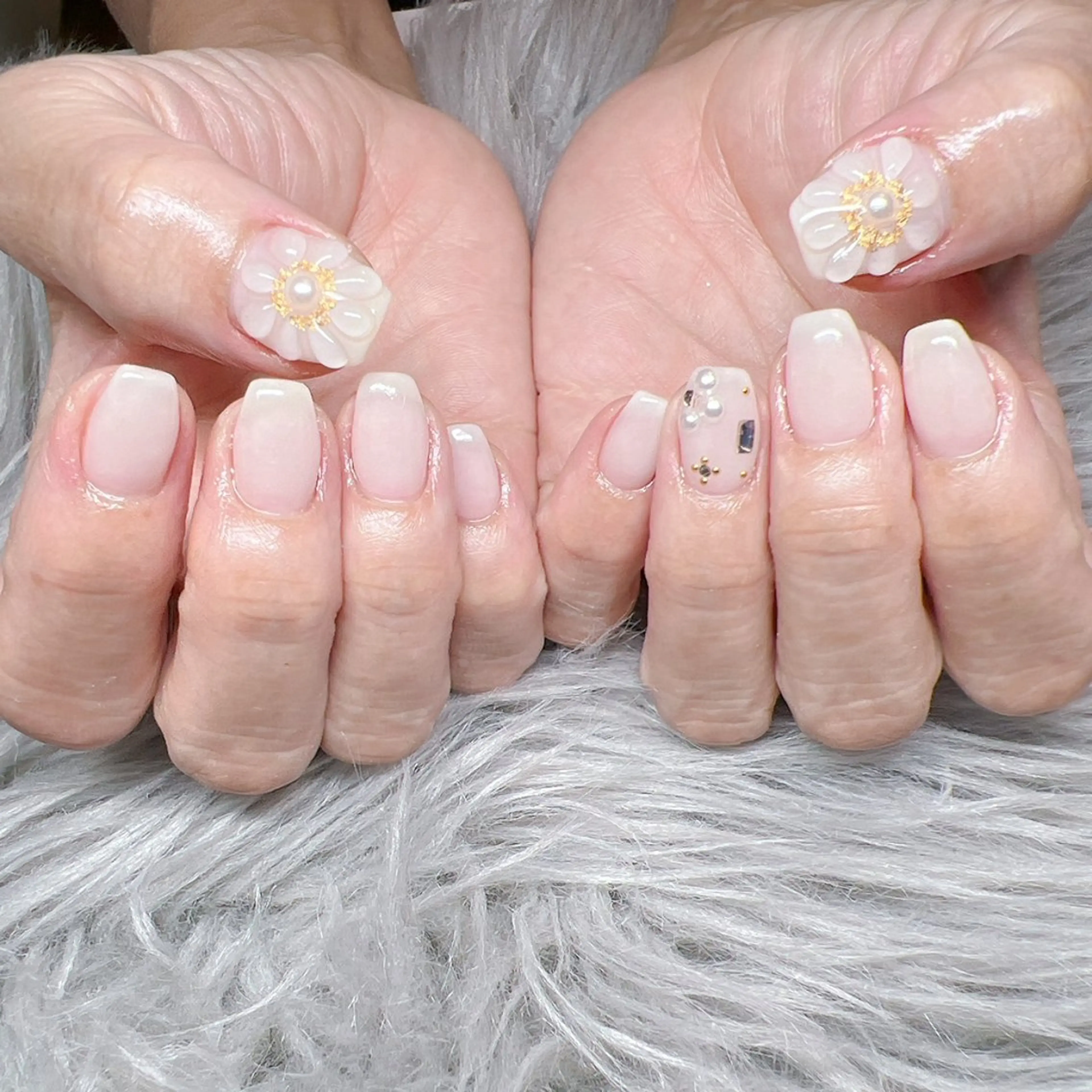 ネイル 個室ネイルサロンDolly  Girl〜ドーリーガール〜所属・DollyGirl KYOKOのネイルデザイン