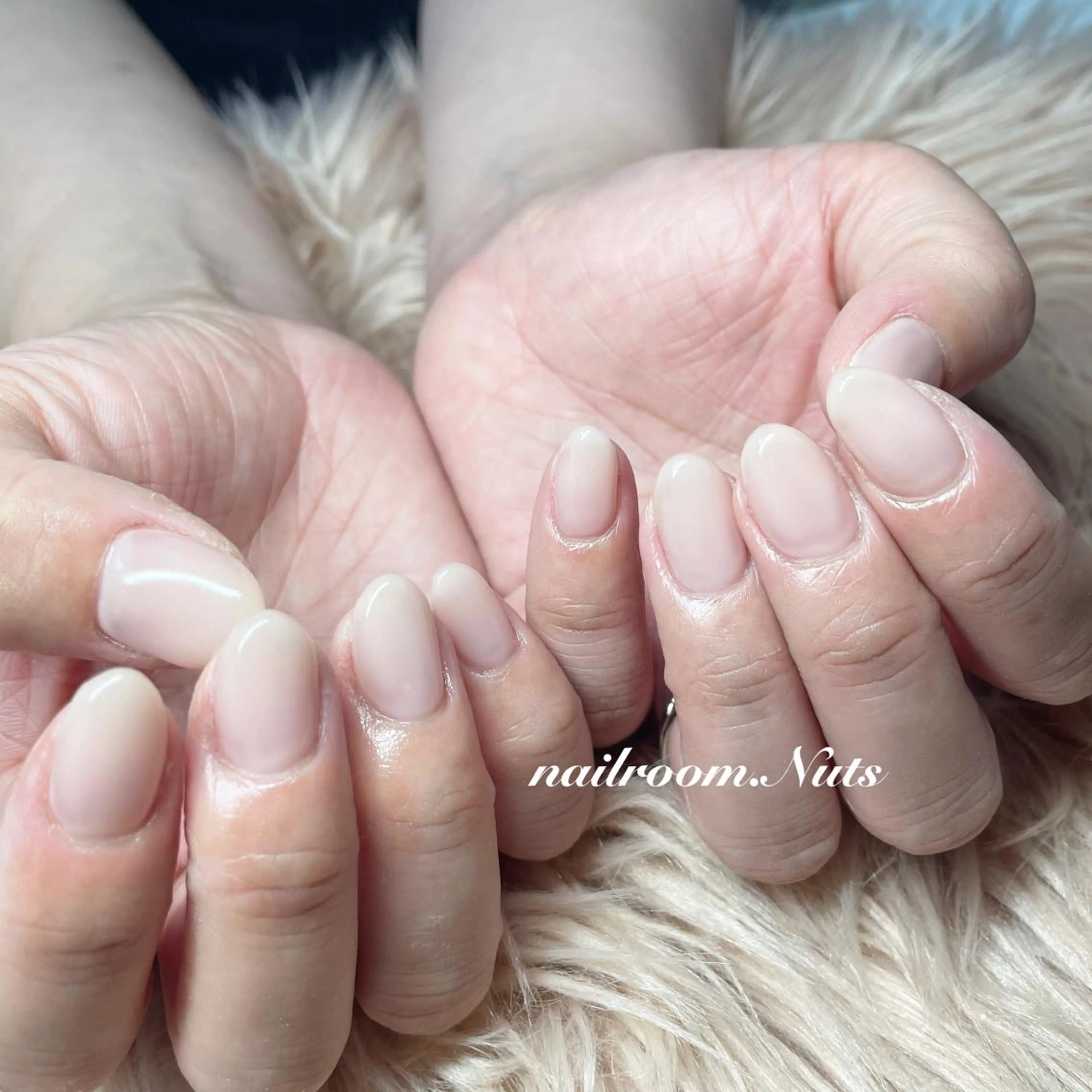 ネイル ハンドネイル nailsalon Nutsのネイルデザイン