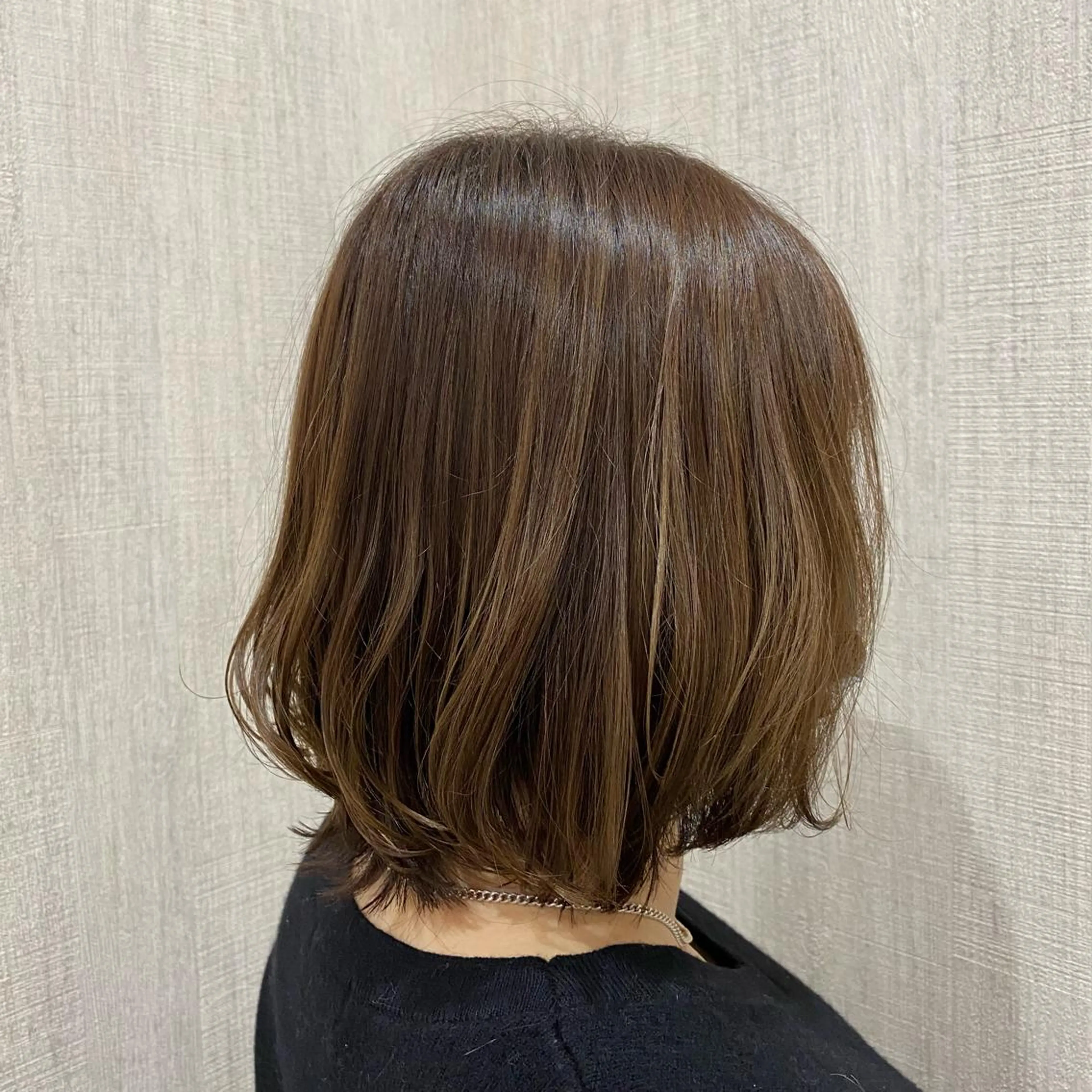 ショート カラー カット ヘアカラー トリートメント 🫧透け感⋆艶髪💎 山口アヤカのヘアスタイル