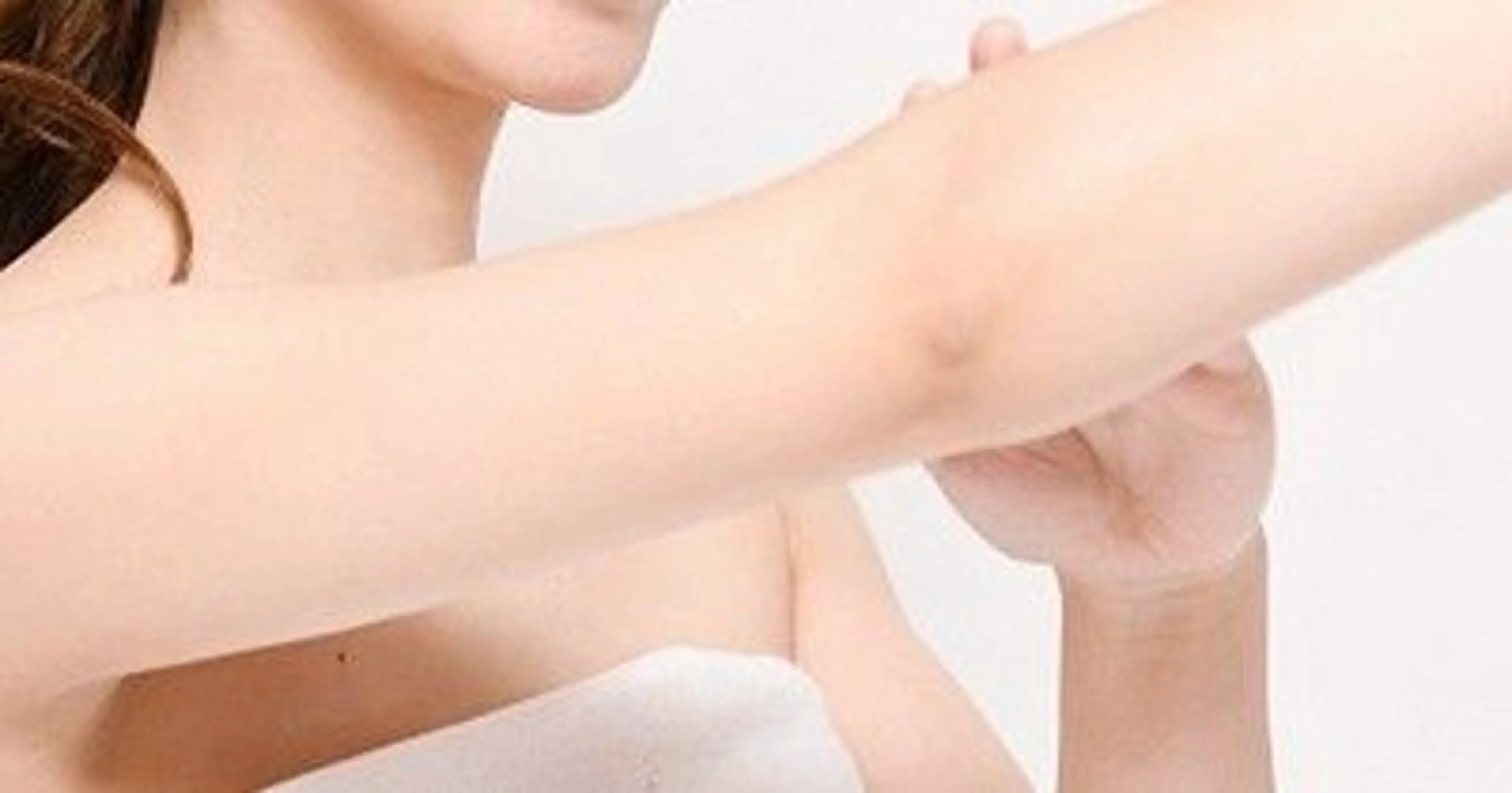 脱毛したのに無くならない😭そんなお悩みを全て解決!!不要な毛はさようなら👋最新LED脱毛で腕、指をつるつるのお肌に✨の写真