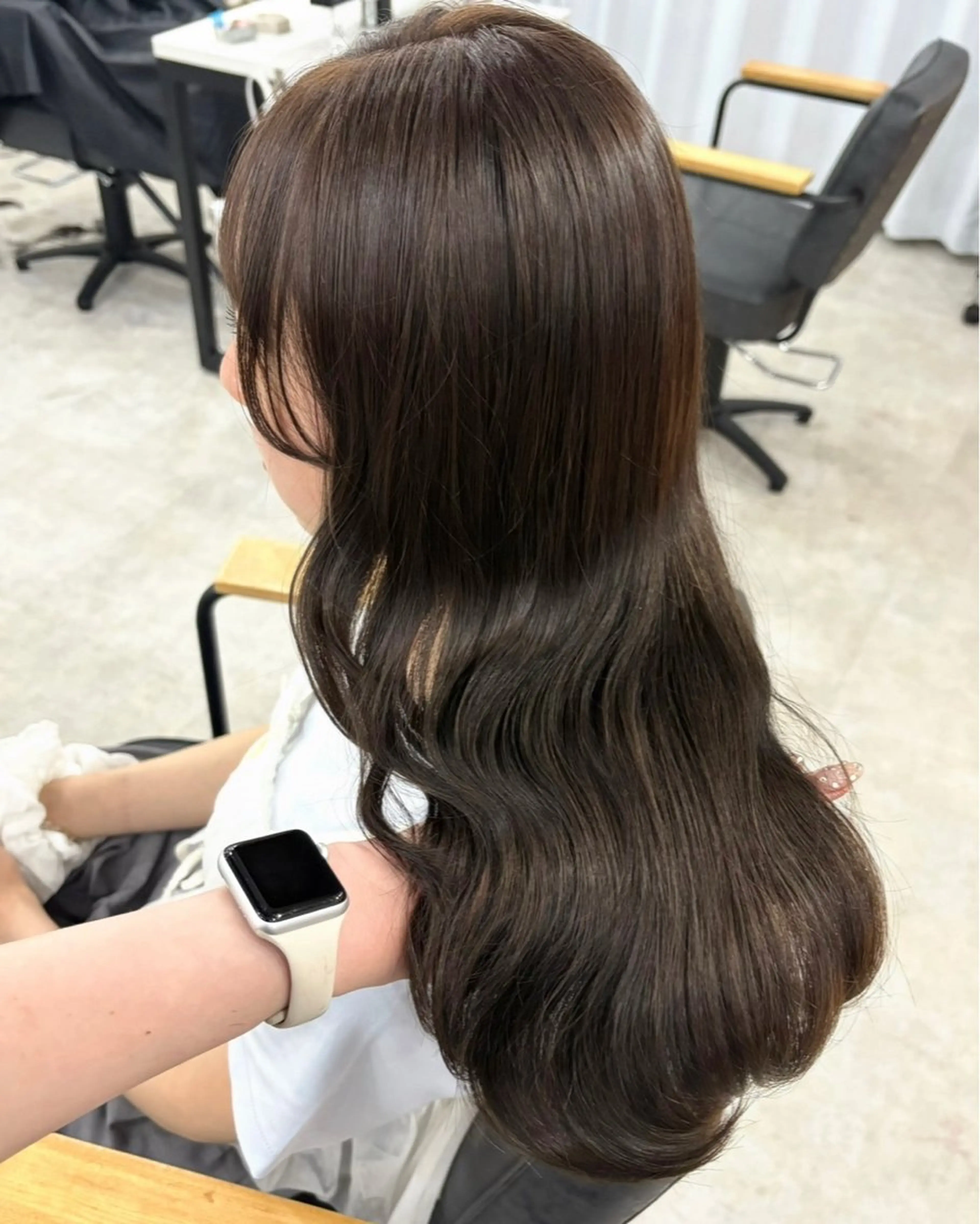 ロング カラー カット ヘアカラー 盛れる顔まわり✨🎀 モテカラー別所好葉のヘアスタイル