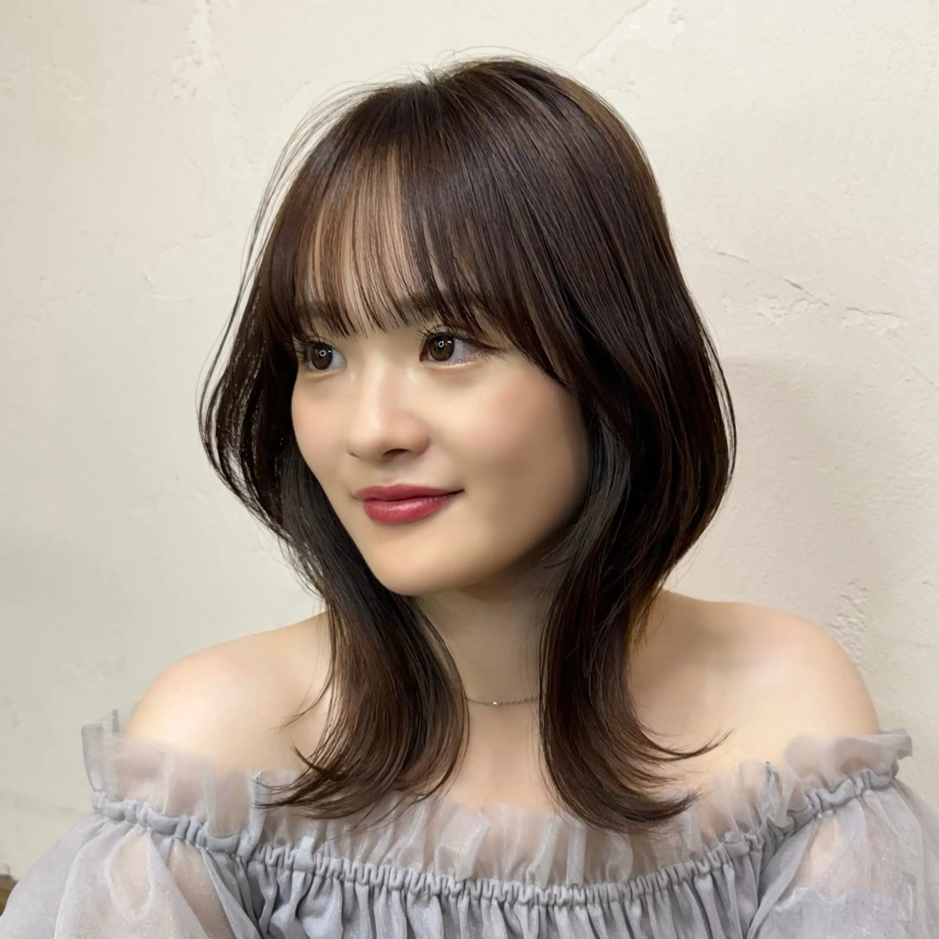 セミロング カラー アッシュ アッシュブラウン ブラウンカラー くびれヘア ハッシュカット カット Bonheur銀座 /前田 栞九郎のヘアスタイル