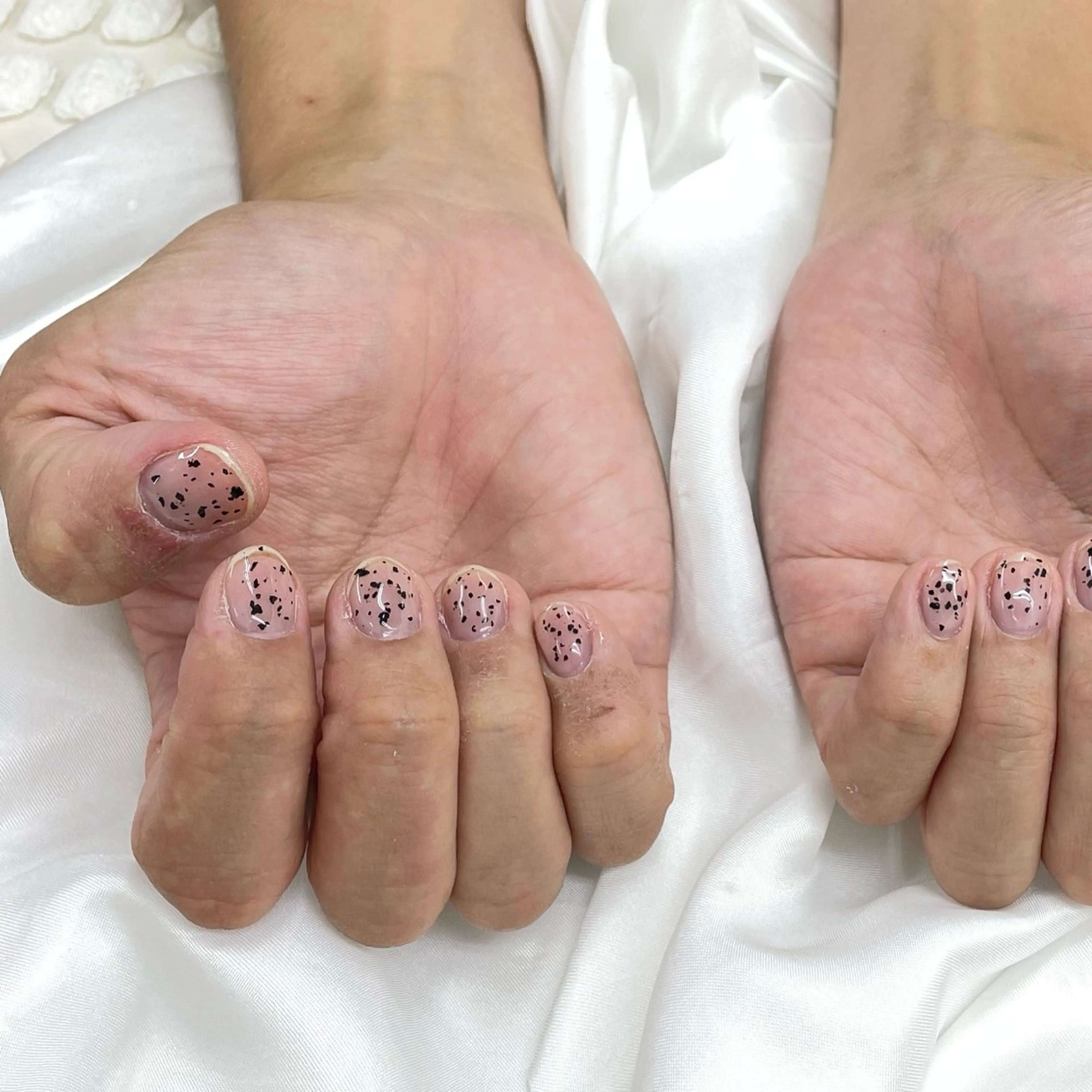 ネイル ハンドネイル Nail salon のらねこ所属・友井川 綾華のネイルデザイン