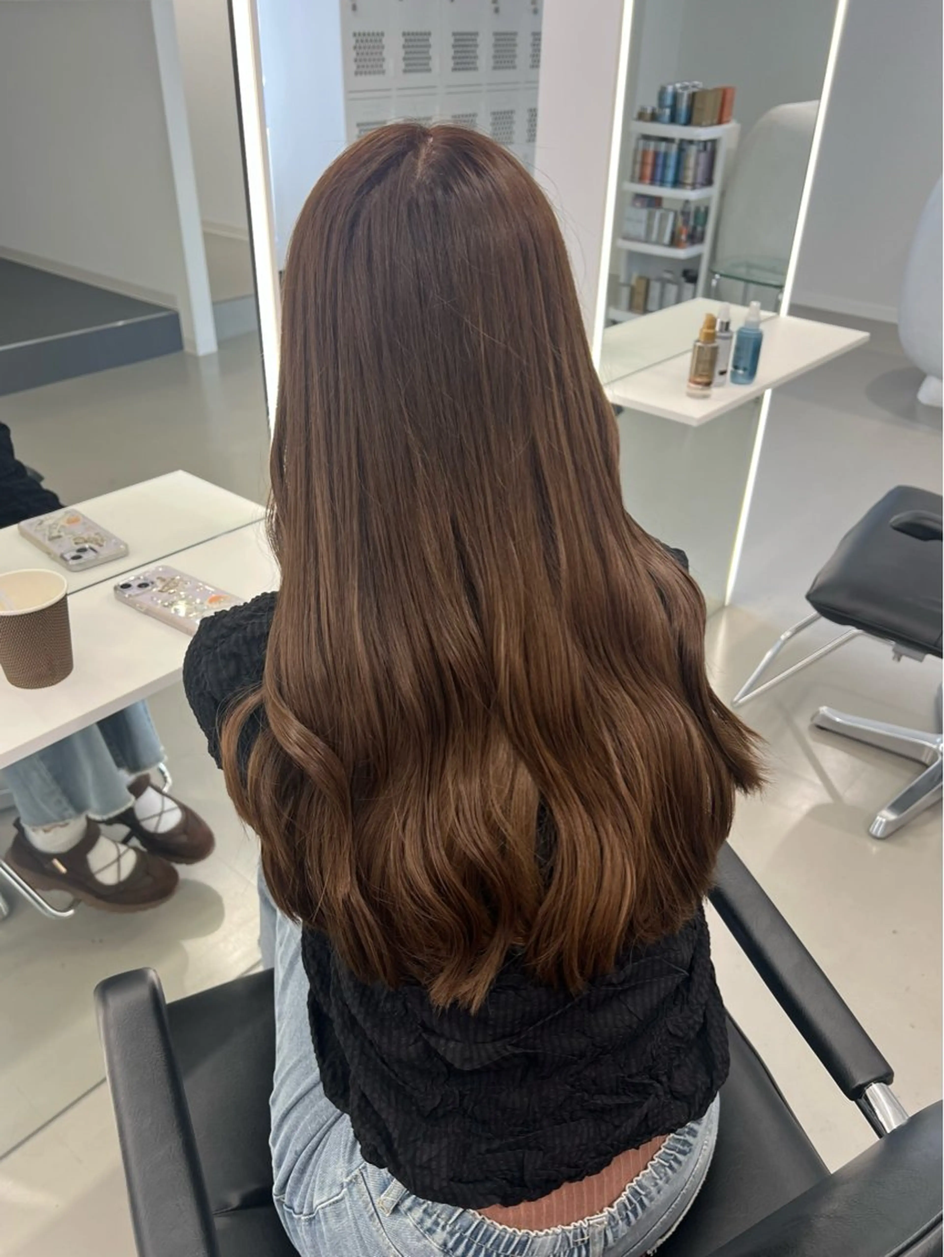 セミロング ヘアカラー VISION 巻幡野花のヘアスタイル