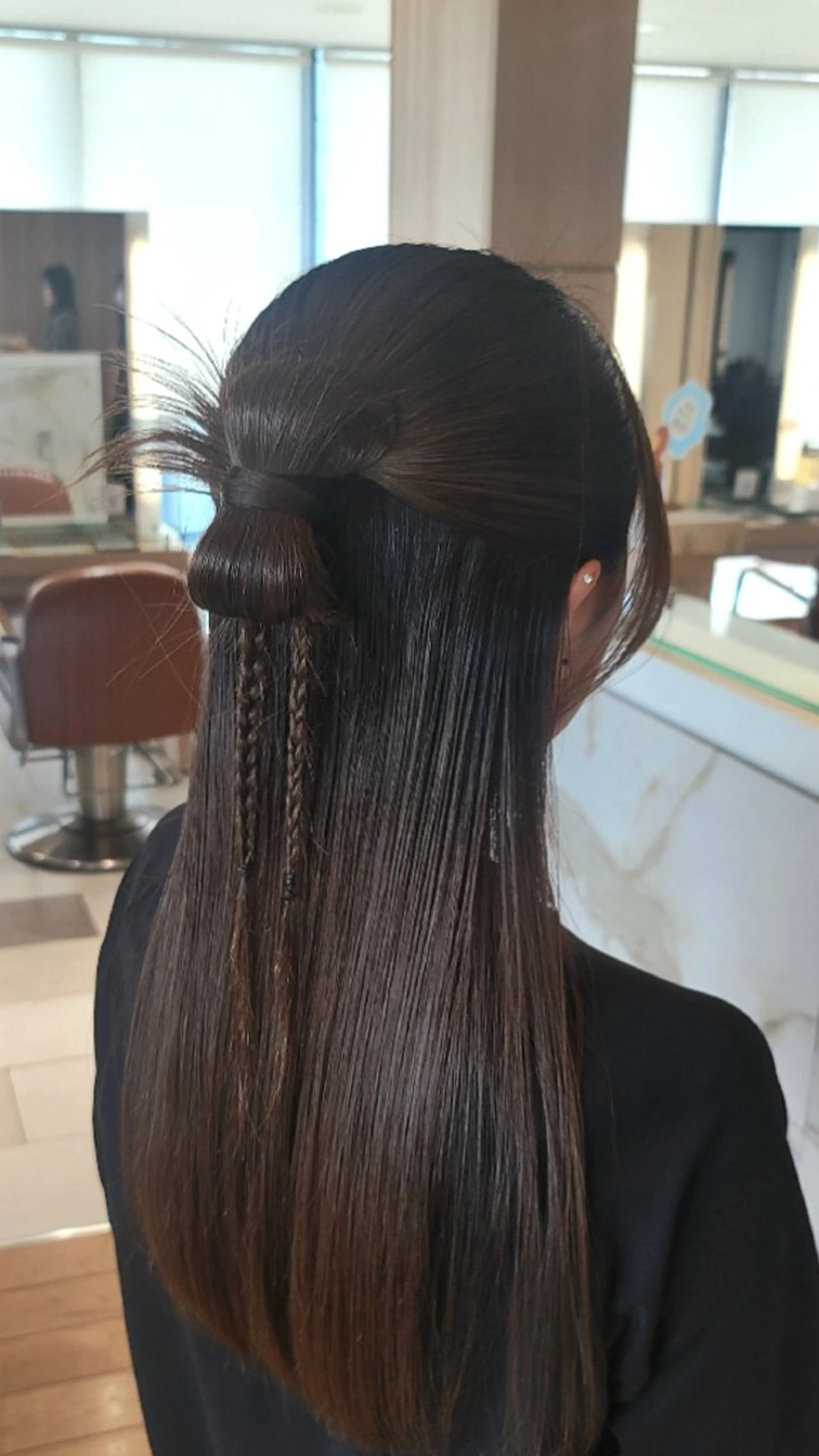 セミロング ヘアアレンジ ヘアセット カットモデル/ セット/COCOKAのヘアスタイル