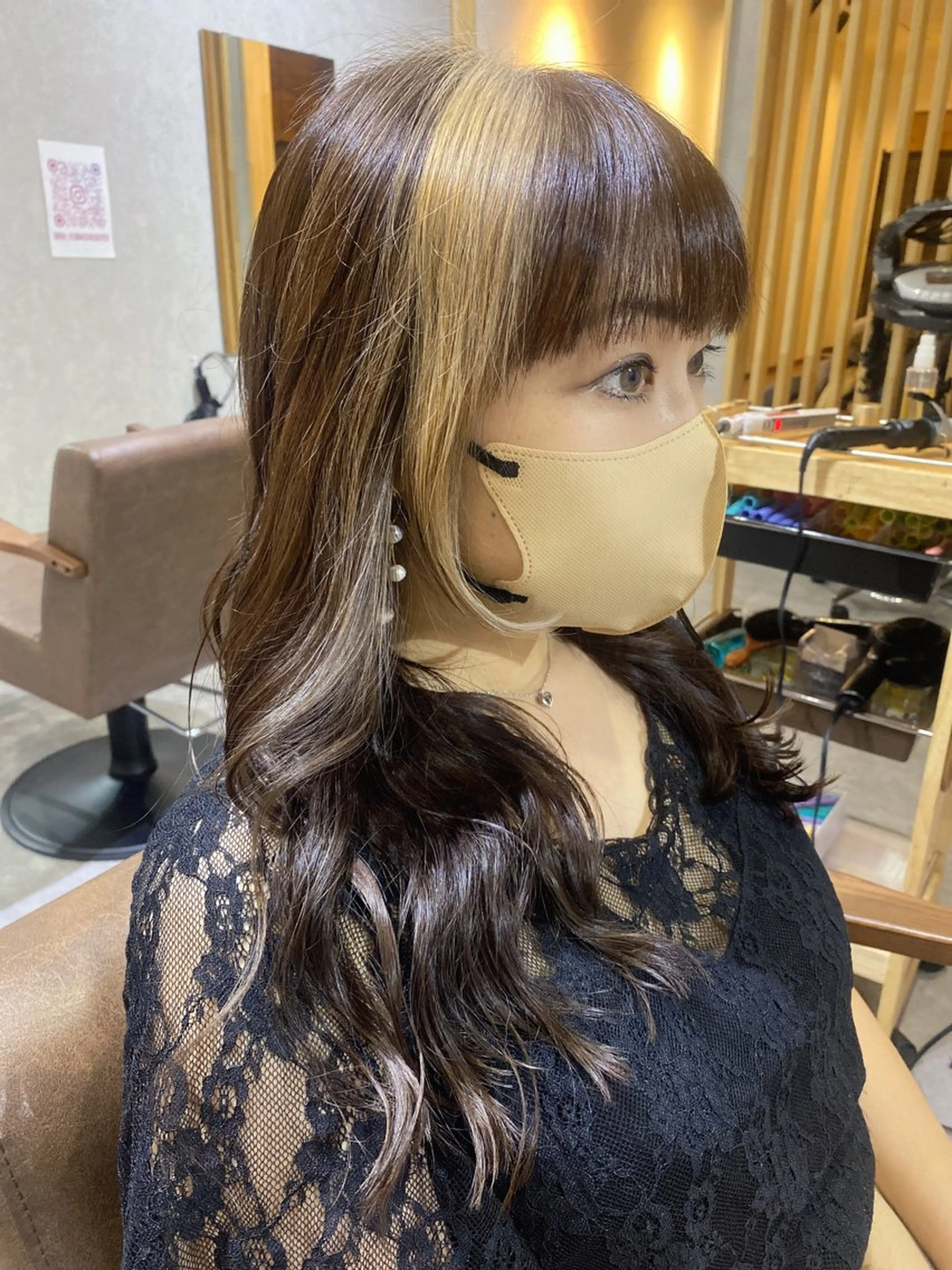 ロング カラー デザインカラー 顔周りカット ヘアカラー Bish Yanaのヘアスタイル