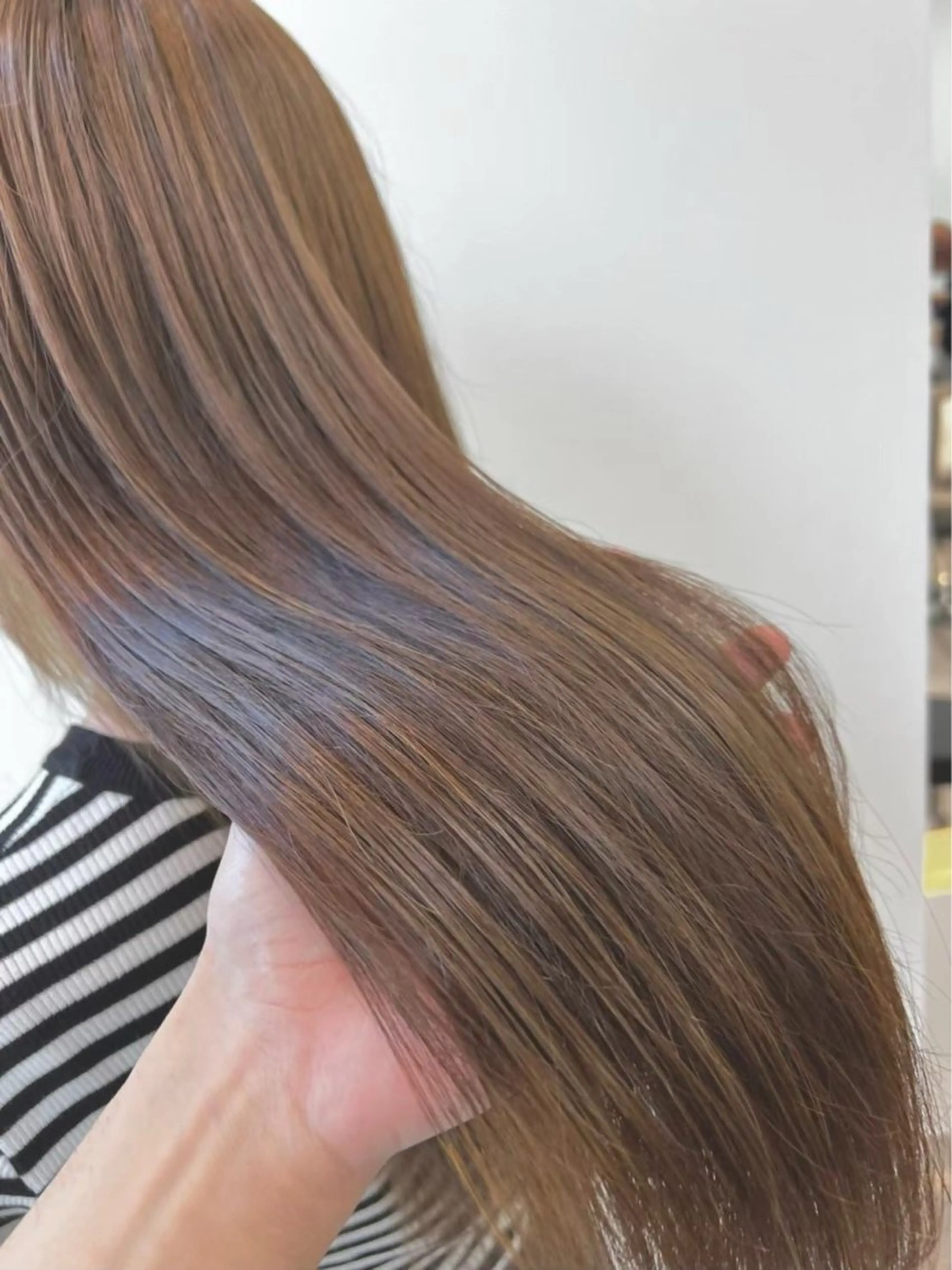 セミロング カラー ベージュカラー ブリーチ 透明感カラー ヘアカラー トリートメント nok所属・レイヤー/ベージュ/ どますず🌺のヘアスタイル