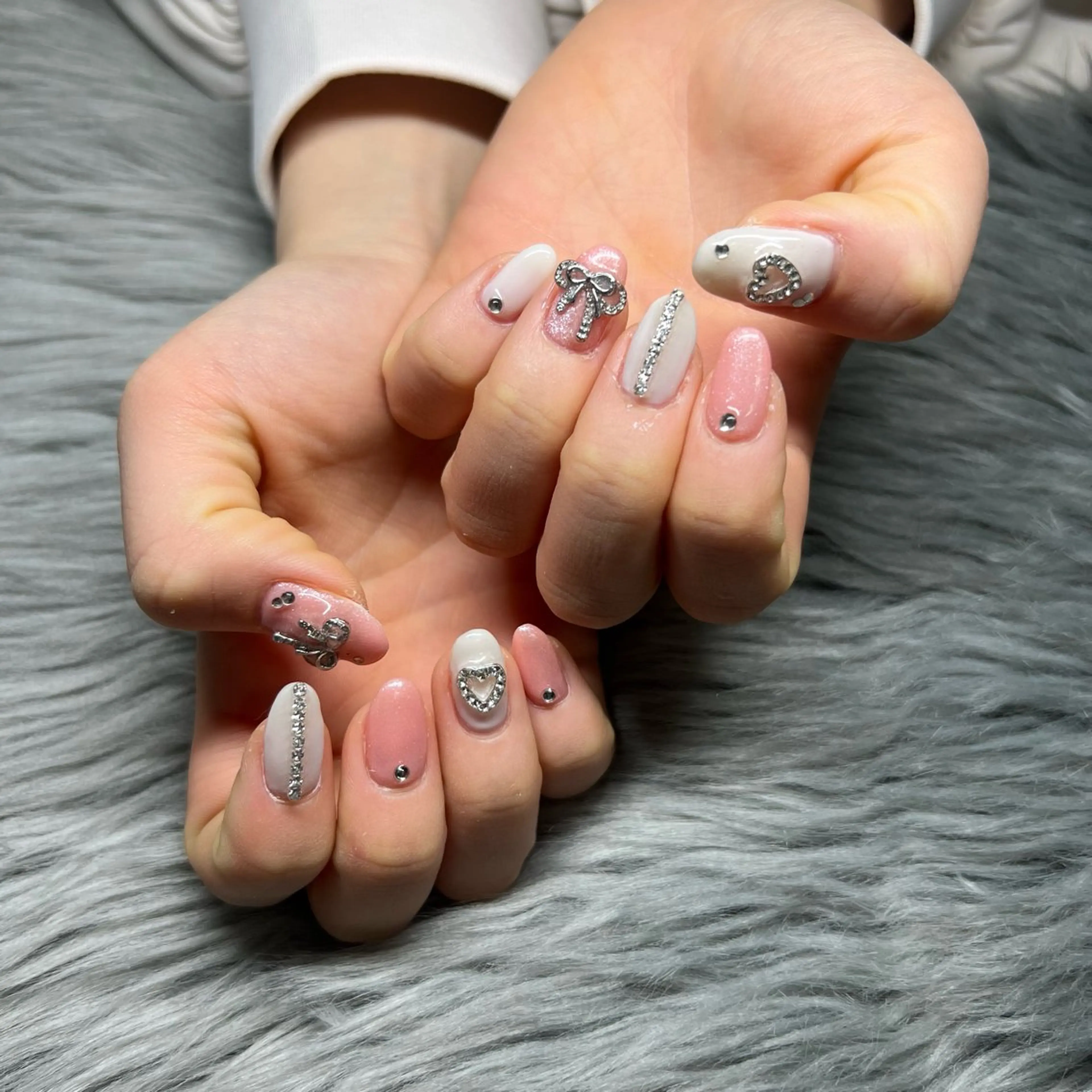 ネイル 韓国ネイル ワンホンネイル ハンドネイル ulysses nailsalonのネイルデザイン