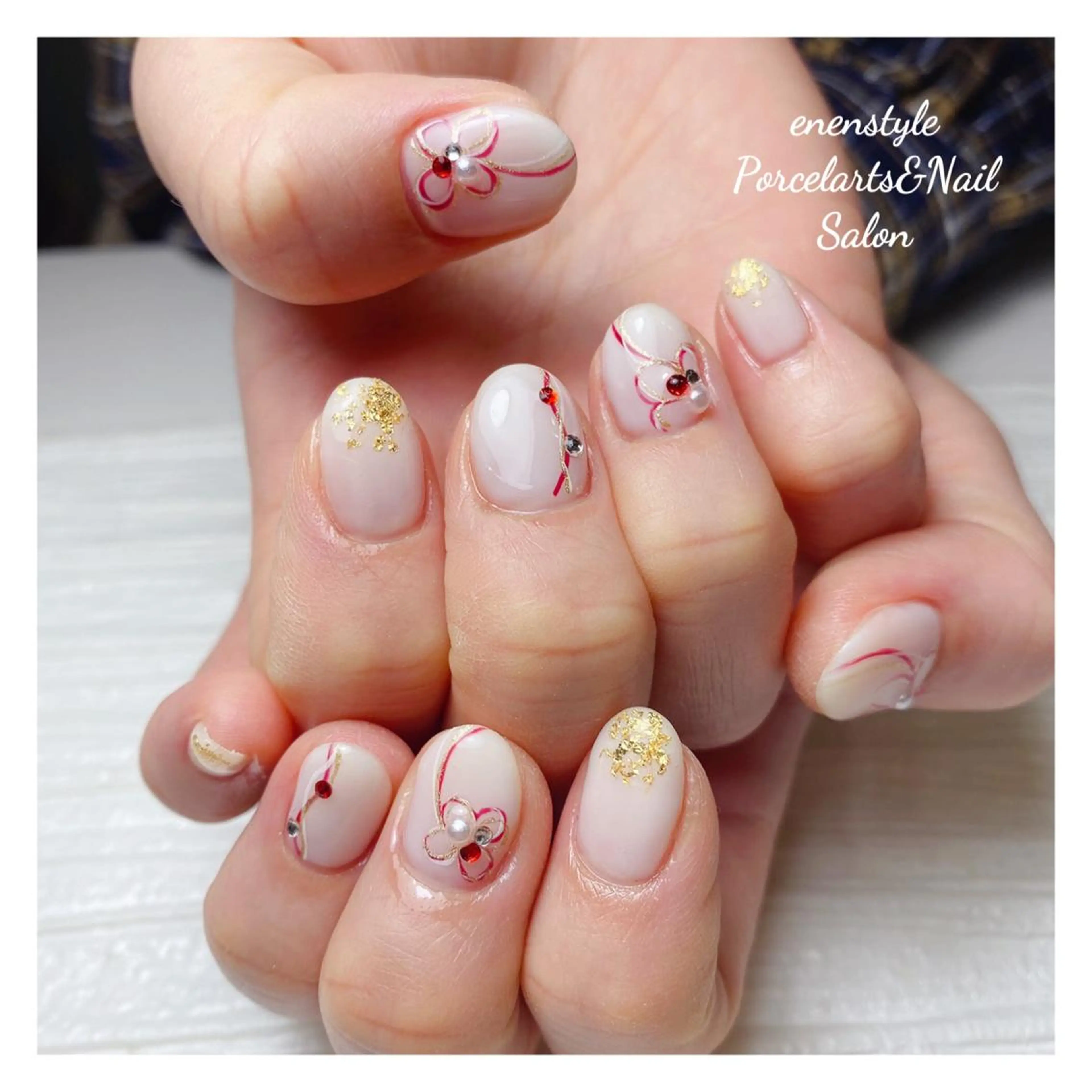 ショート ネイル 👑enen style👑のネイルデザイン