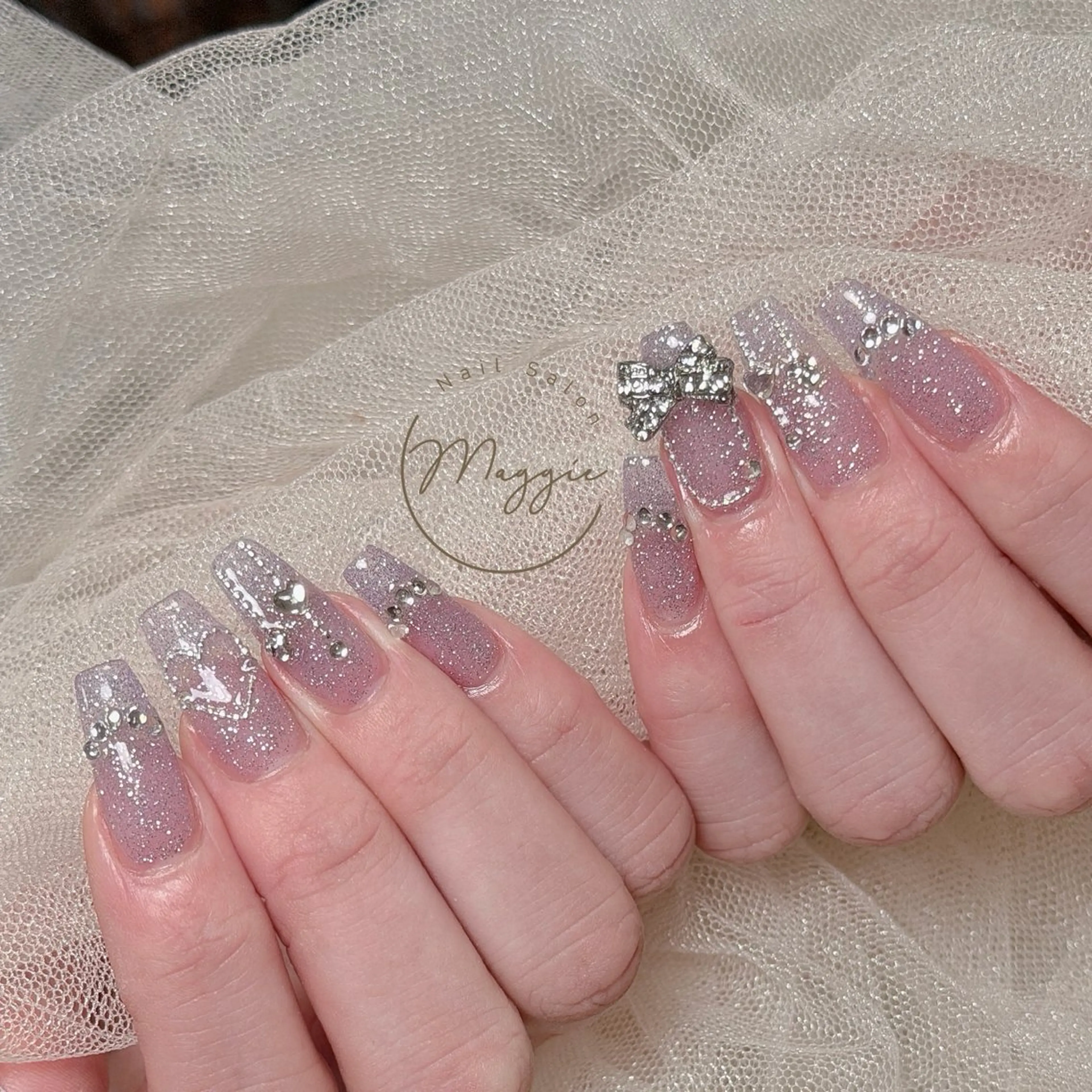 ネイル Maggie Nail🦩のネイルデザイン