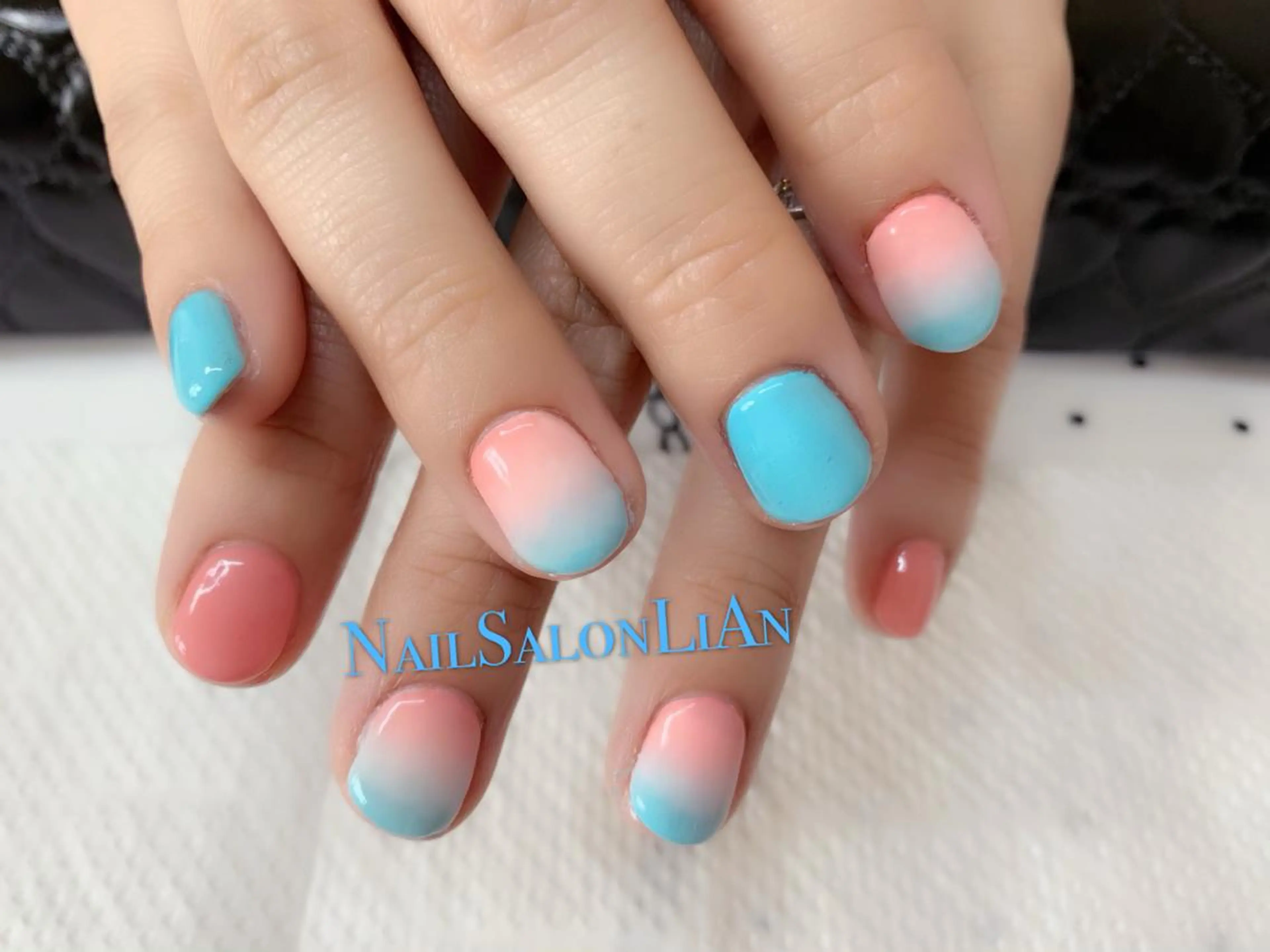 ネイル アートネイル 持ち込み シンプルネイル ストーンネイル NailSalon LiAnのネイルデザイン